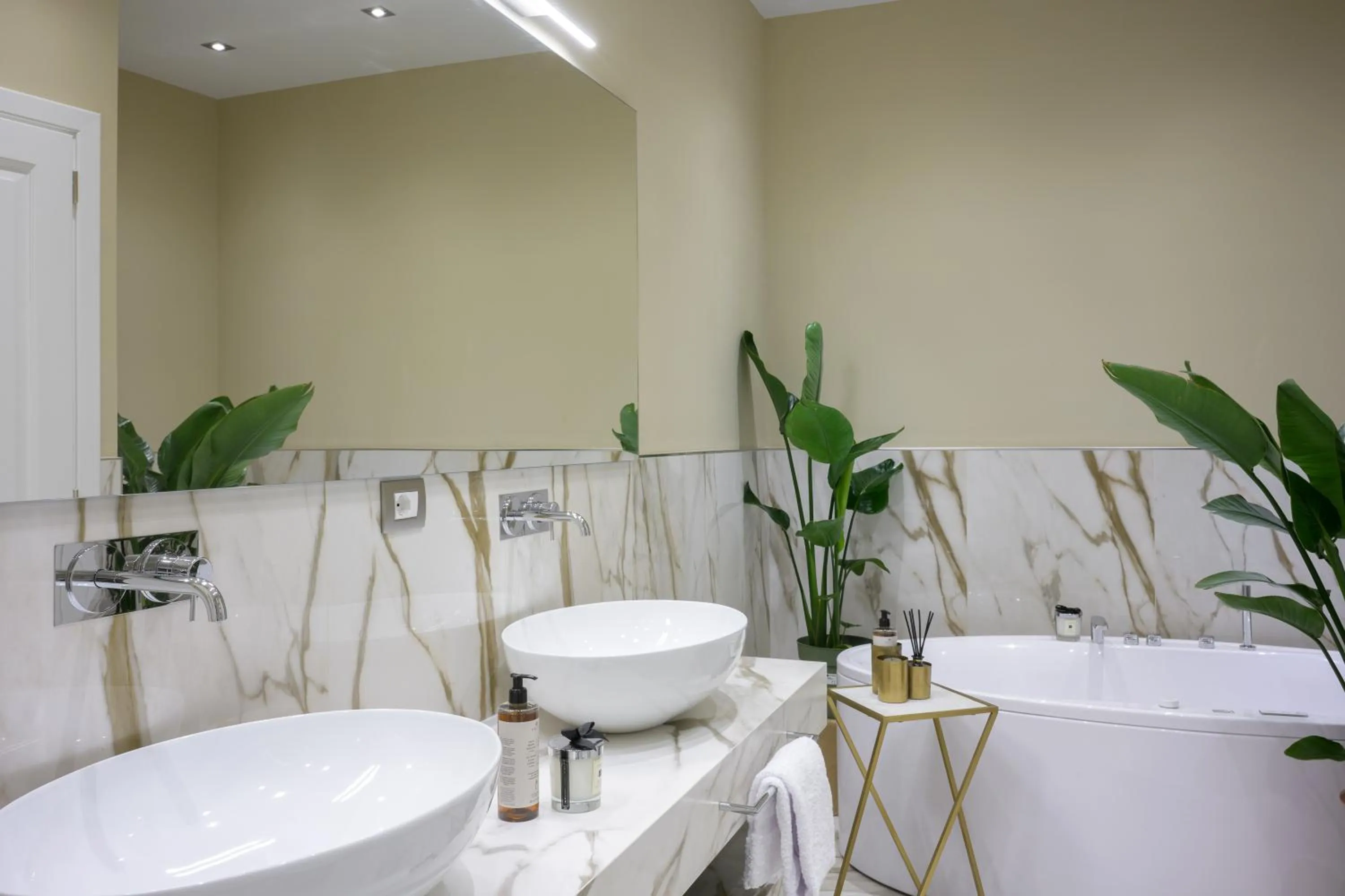 Bathroom in Tornabuoni Suites Collection Residenza D'Epoca