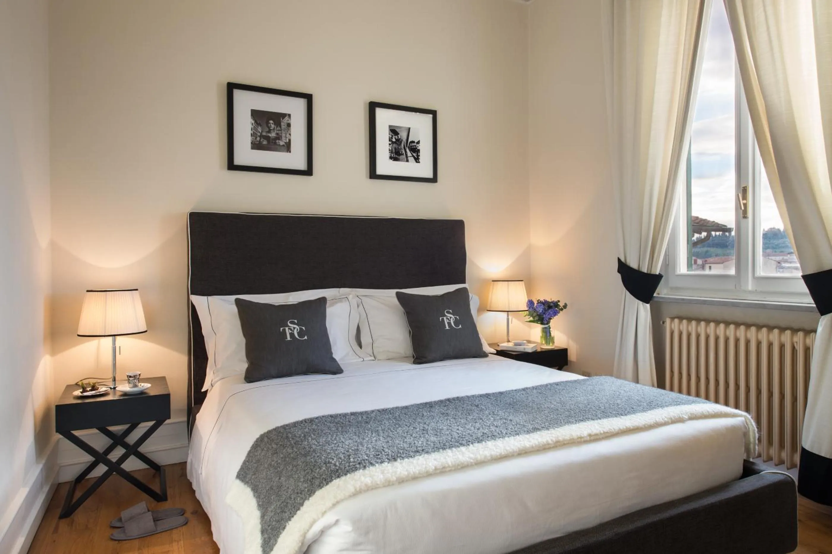 Bedroom, Bed in Tornabuoni Suites Collection Residenza D'Epoca