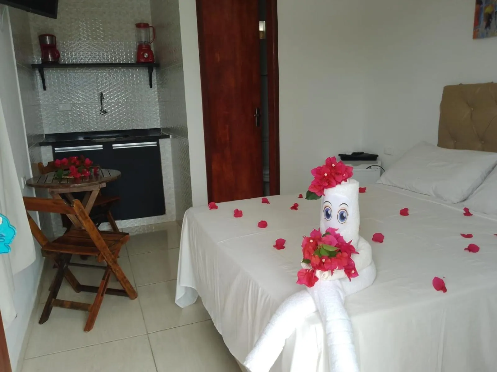 Property building, Bed in Pousada Aconchego do Maraca