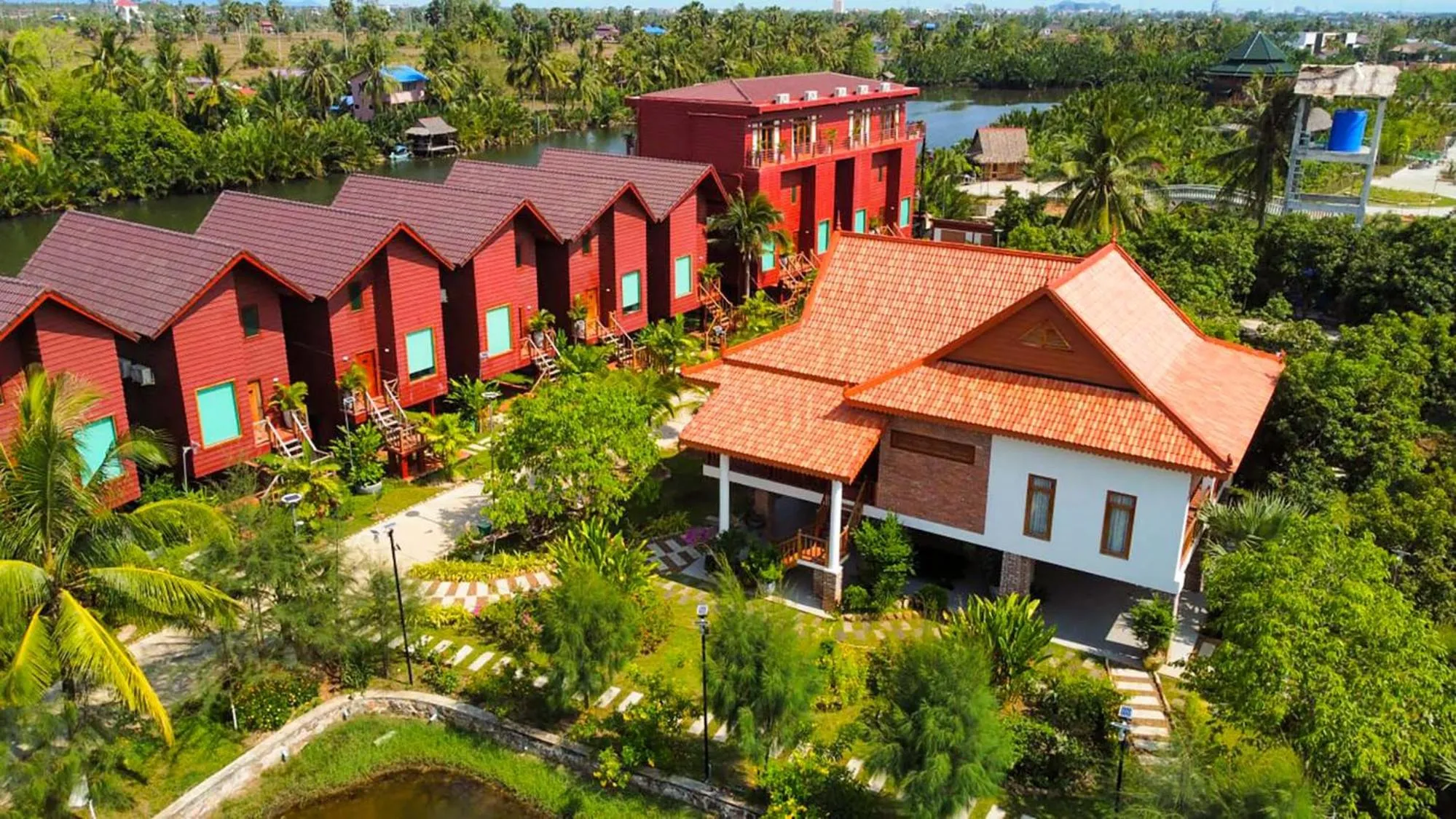 Property building in Lodge Moni Essara Kampot