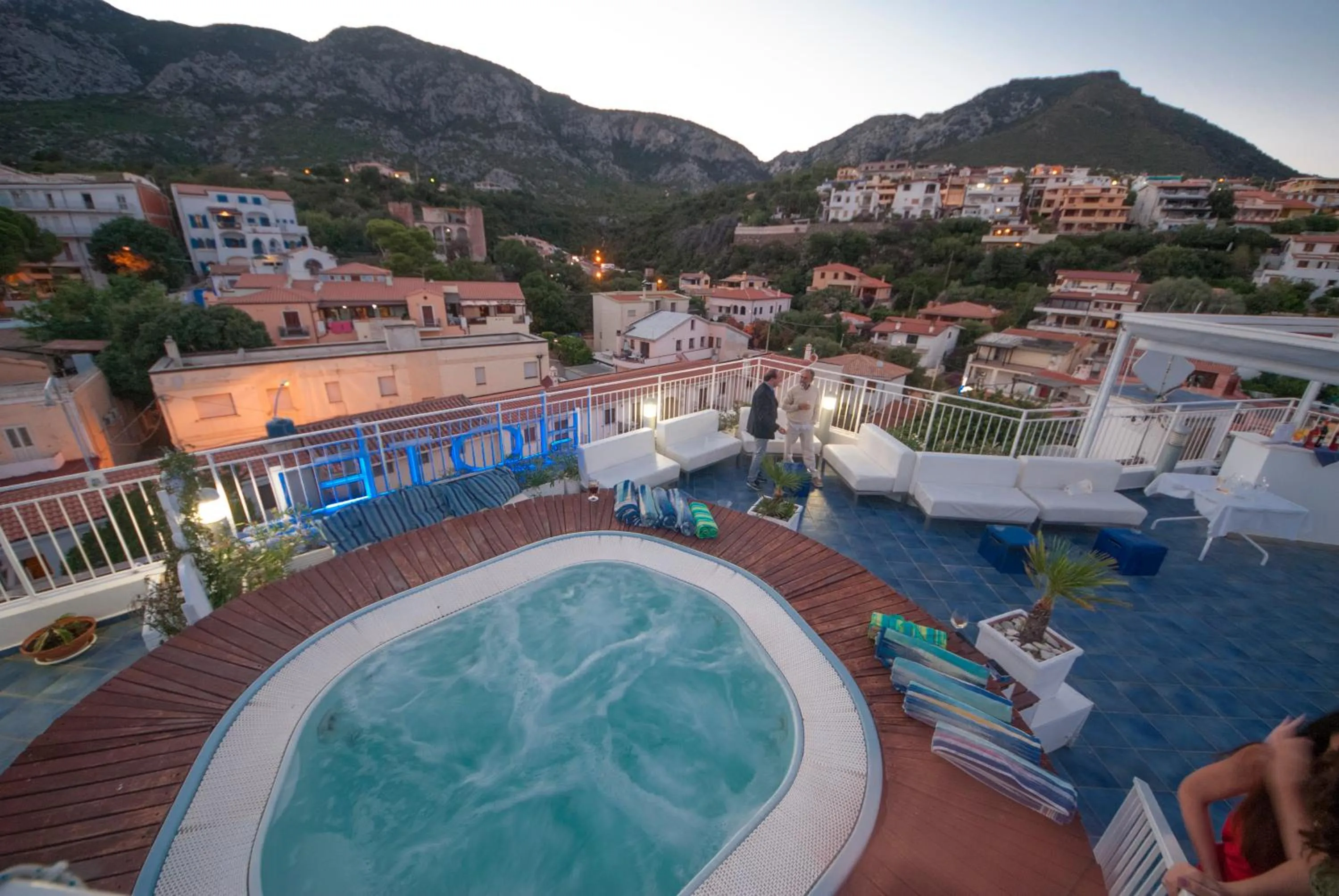 BUE MARINO Hotel & Rooftop Bar