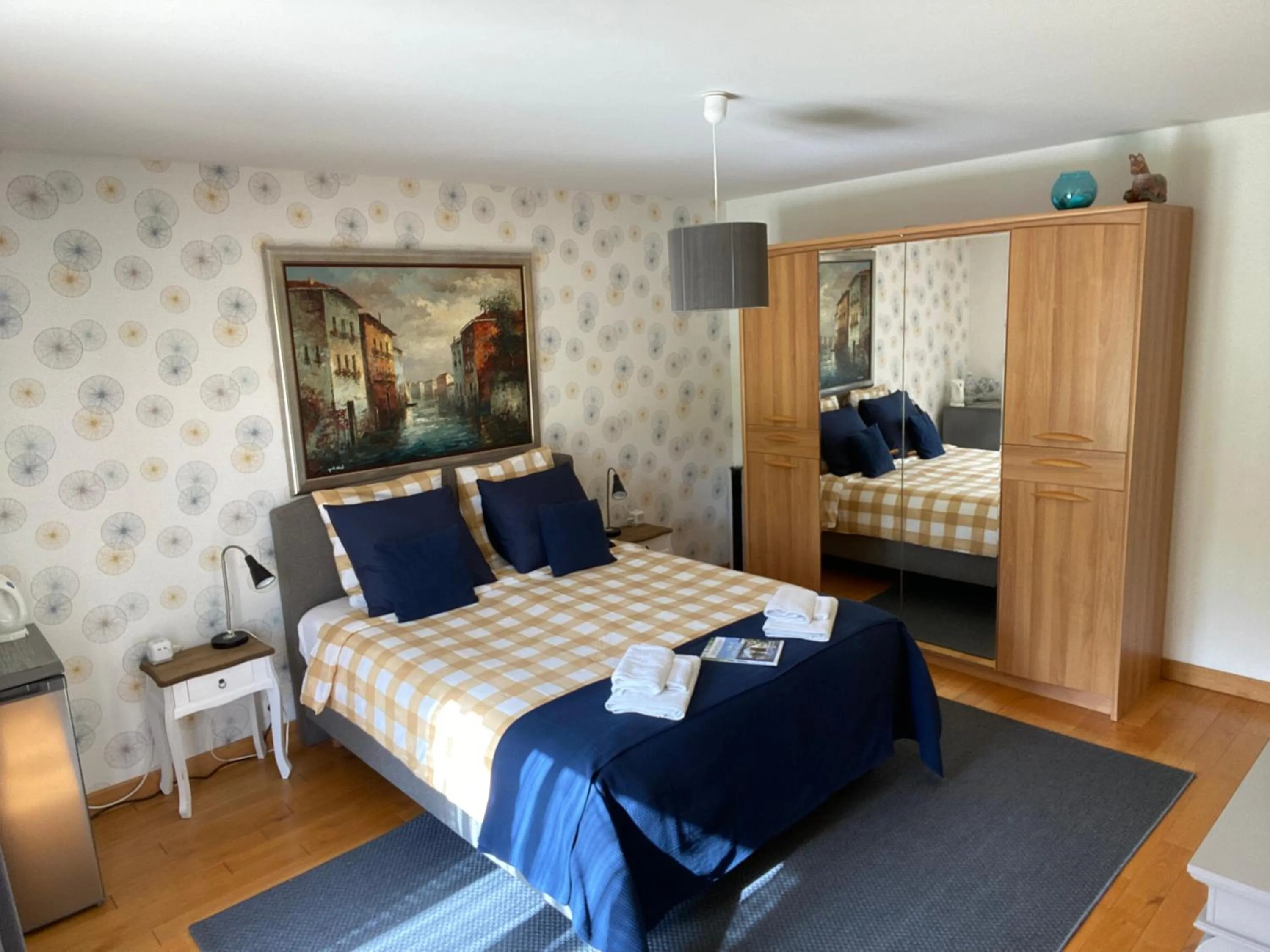 Bed in Aux Trois Mûriers