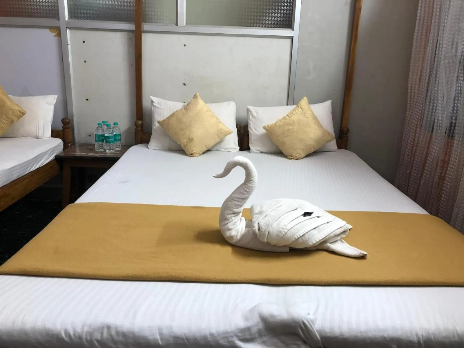 Bed in Nature Inn Cottages