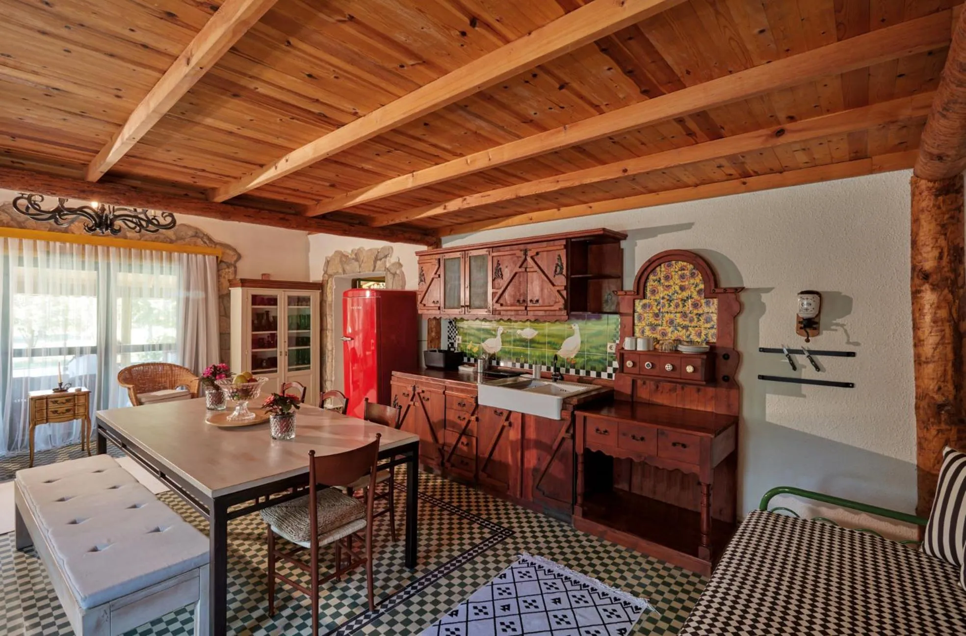 Kitchen or kitchenette in Dachas Cove Hotel