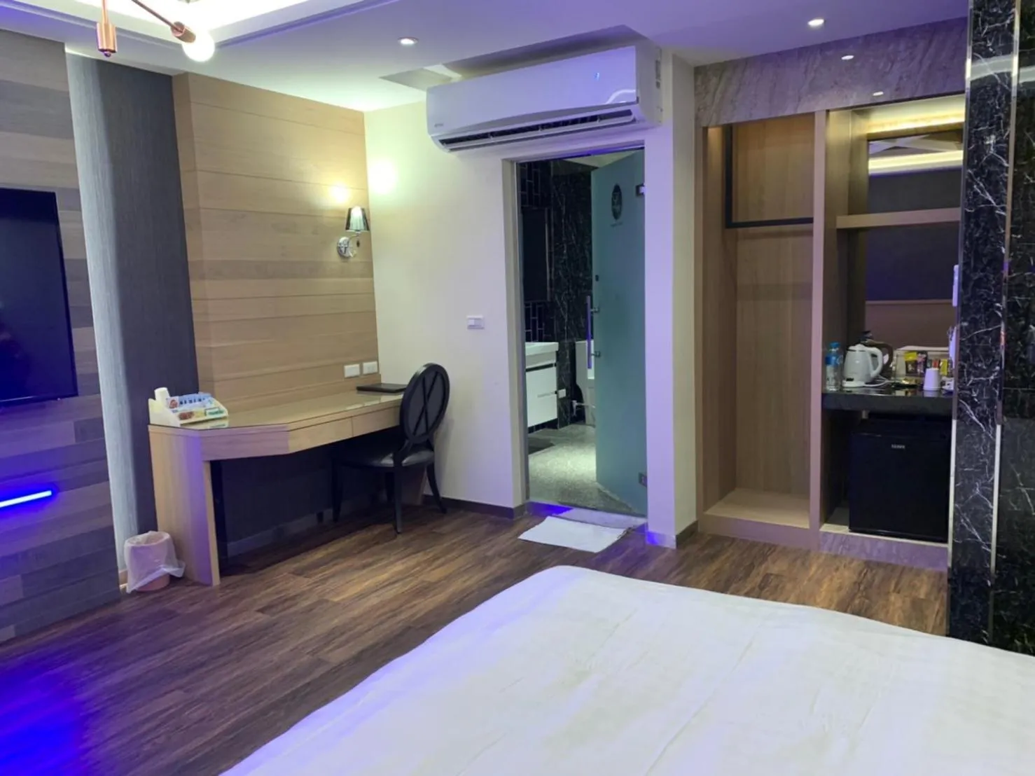 Bed in Langkei Motel