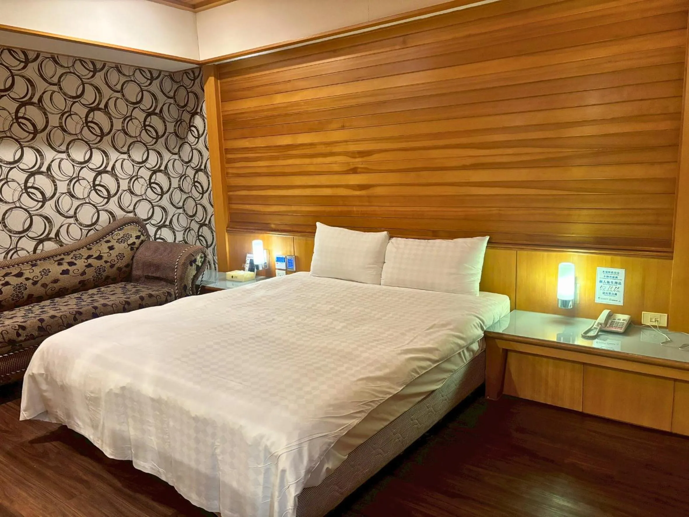 Bed in Langkei Motel