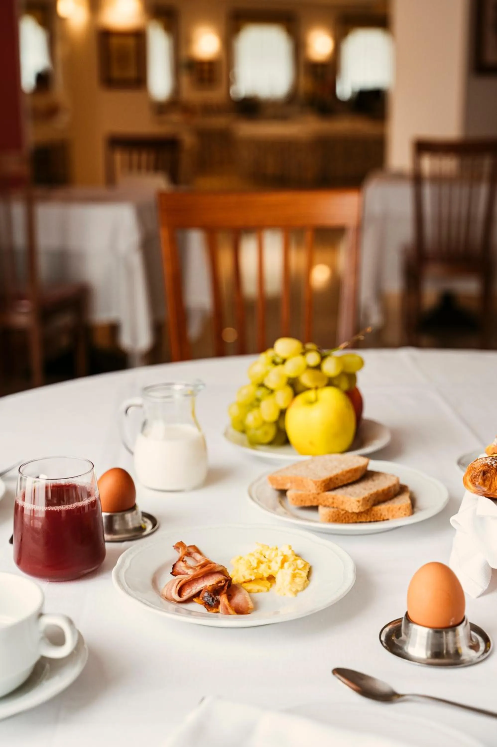 Restaurant/places to eat in Hotel Degli Aranci