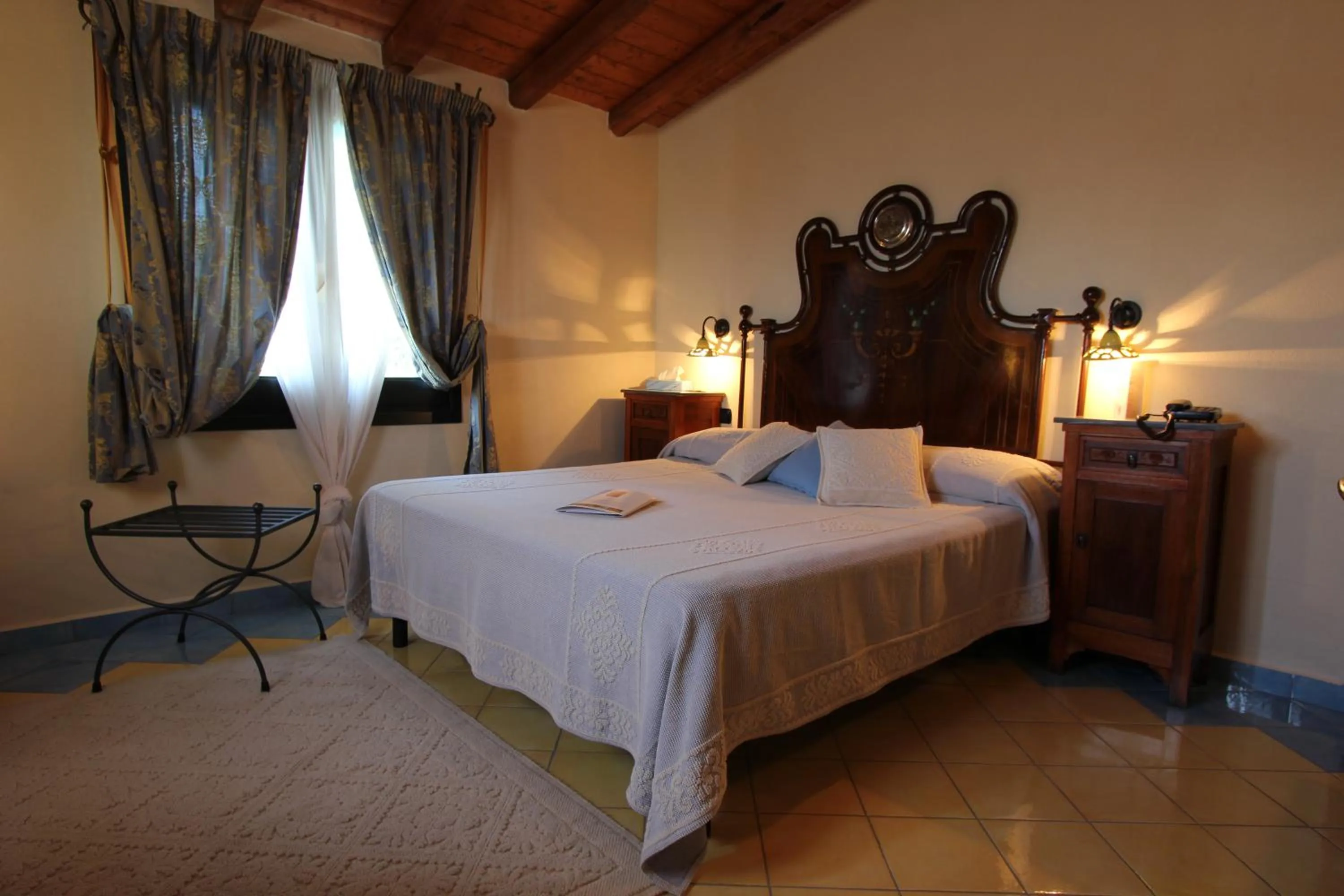 bunk bed, Bed in Hotel Su Lithu