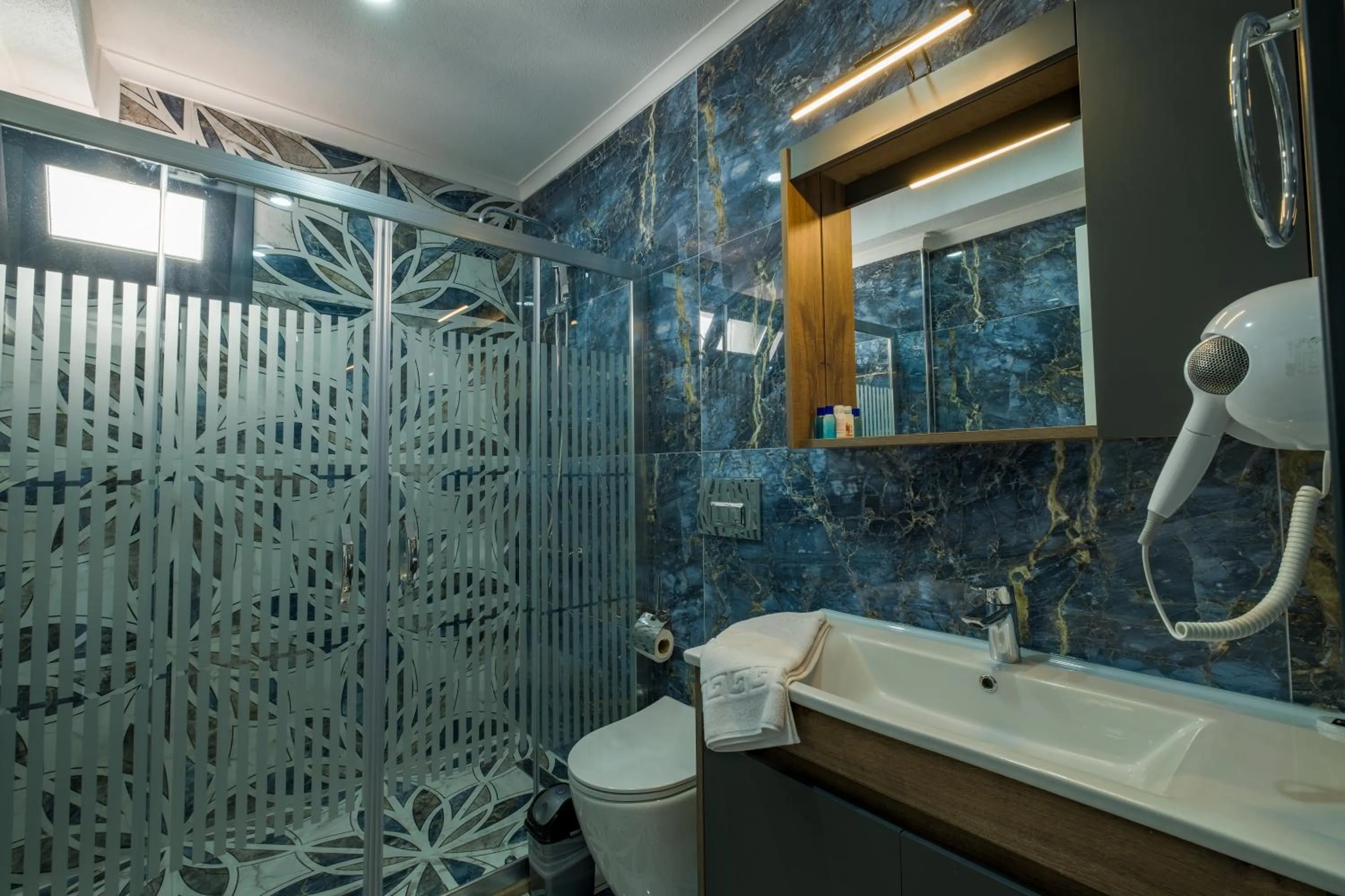 Bathroom in Tanrise City House