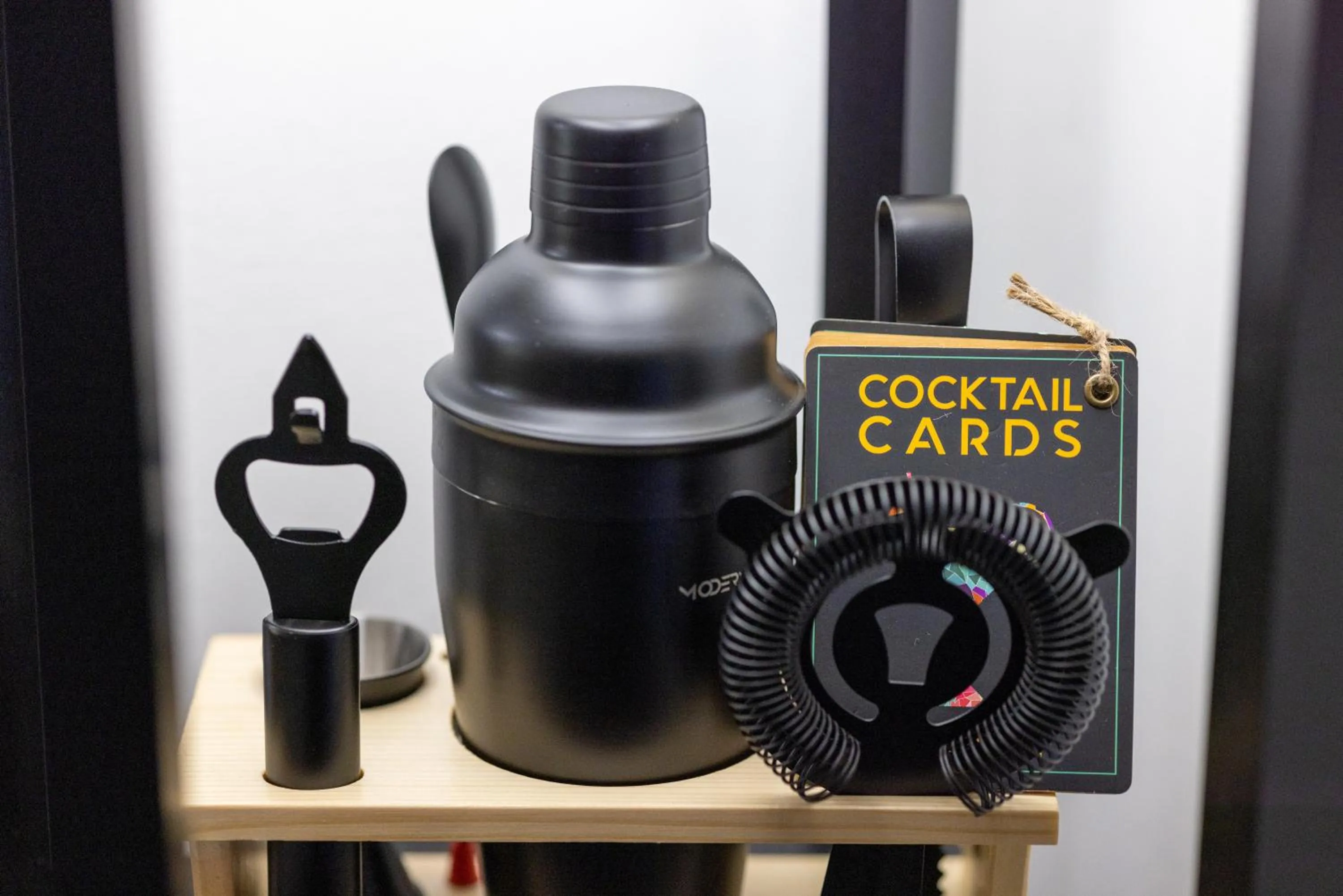 Coffee/tea facilities in Snowshoe Ski-in & Ski-out at Silvercreek Resort - Family friendly, jacuzzi, hot tub, mountain views