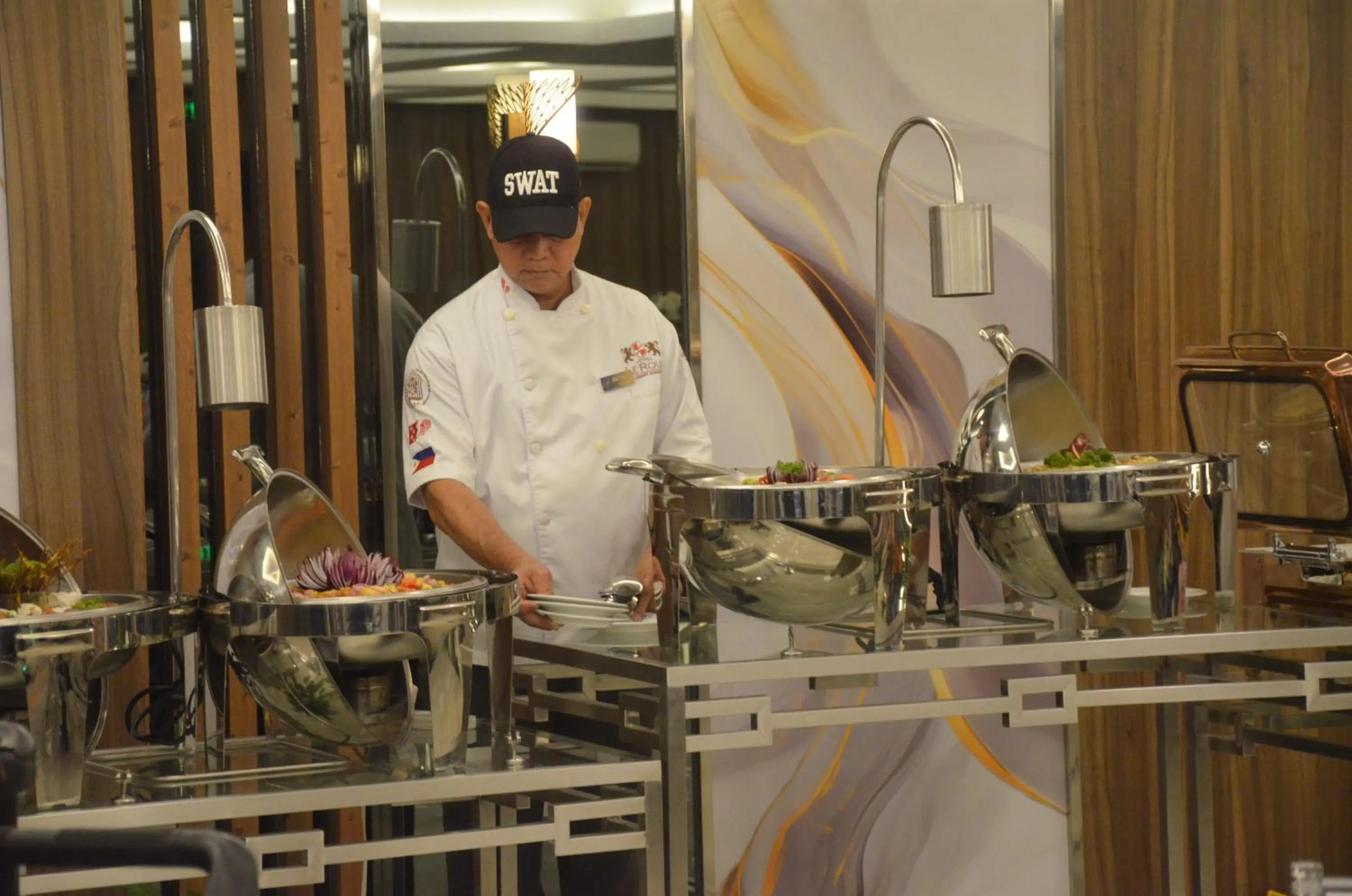 Food in El Vistra Hotel Angeles