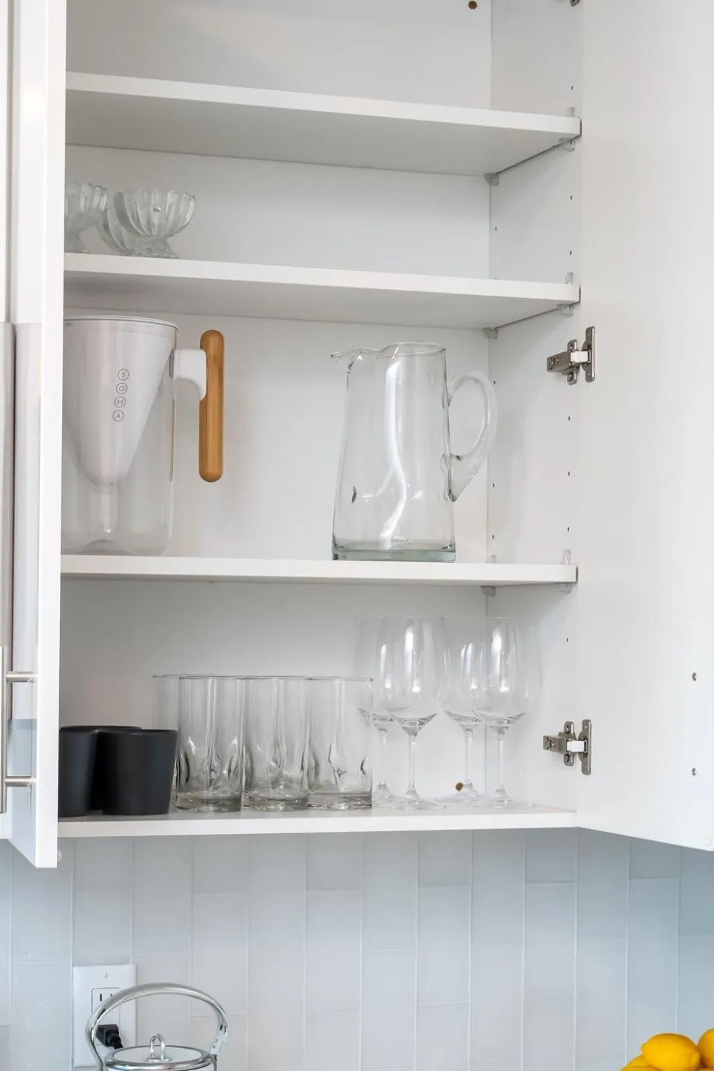 Coffee/tea facilities in Luxury Apartments by Hyatus at Pierpont