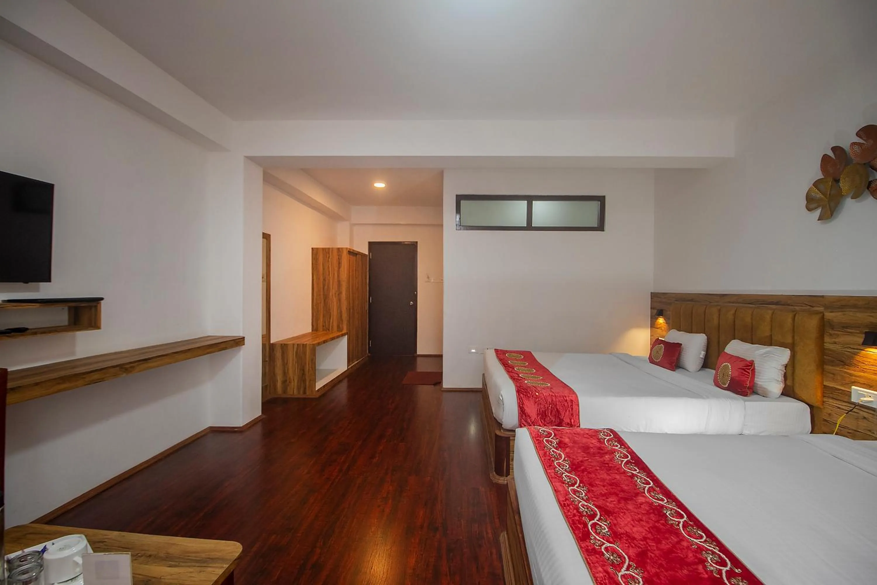 Communal lounge/ TV room, Bed in Palri Boutique Hotel