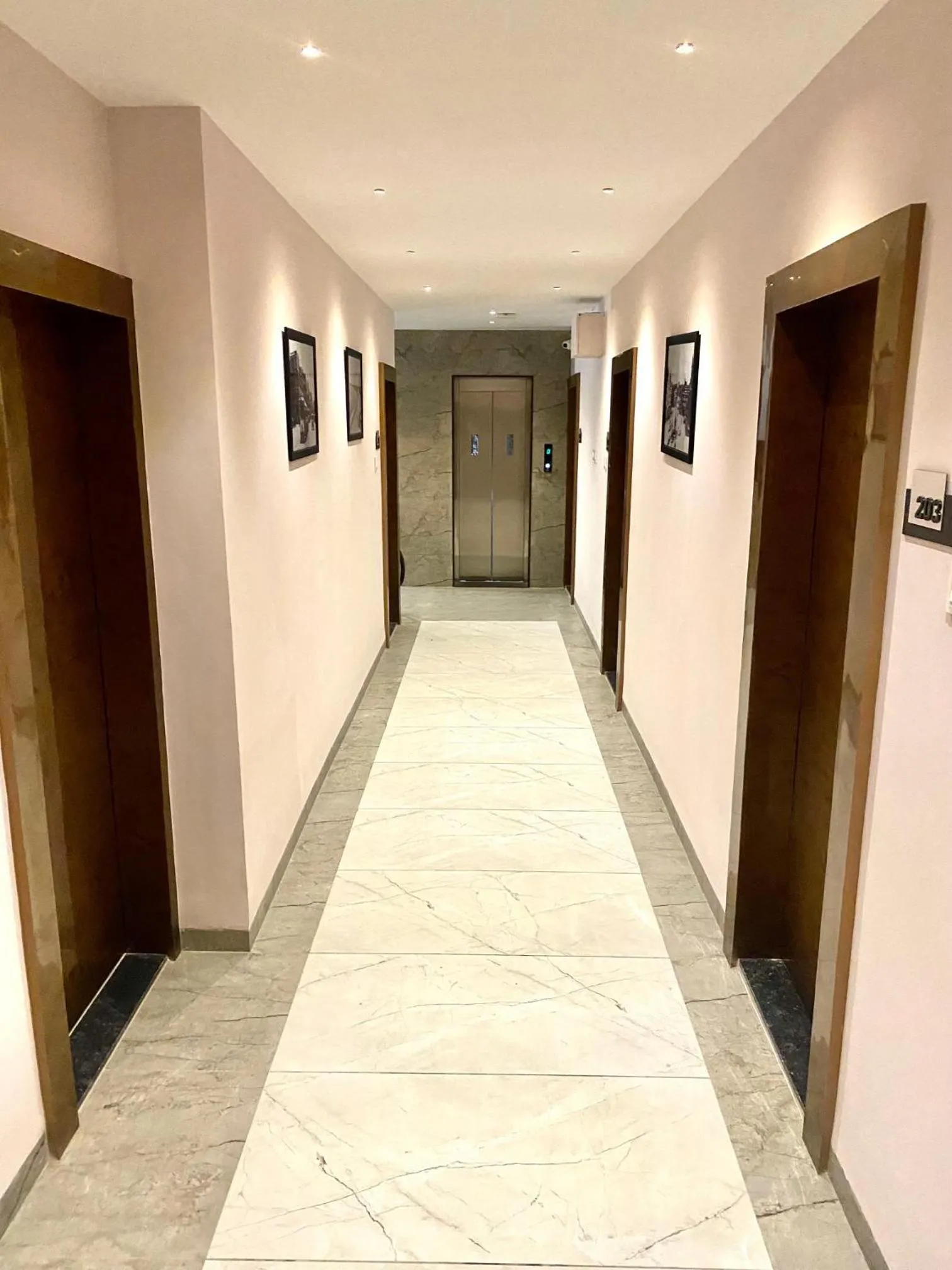 acessibility in Hotel Mumbai House-LIG Behind CHL Hospital