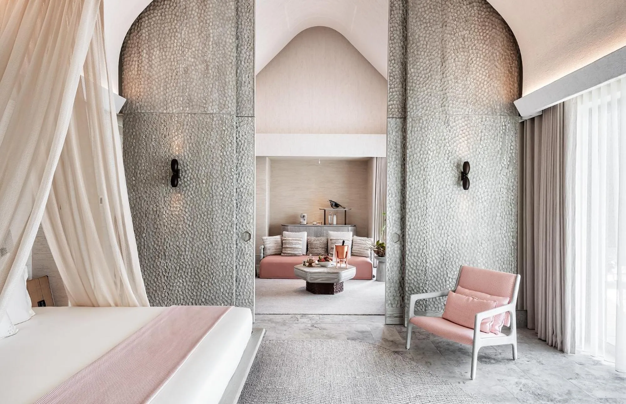 Living room, Bed in JOALI BEING