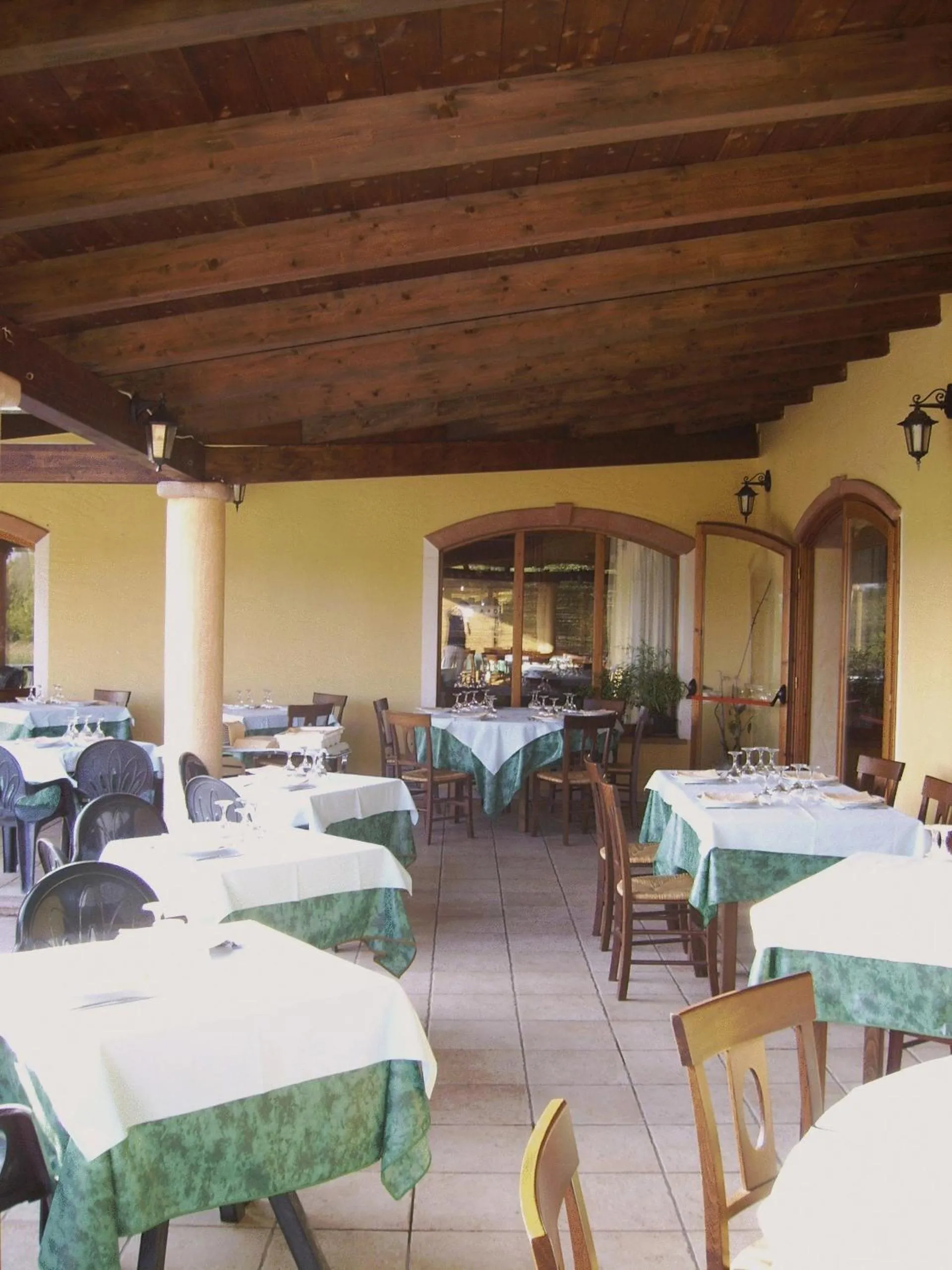 Dining area in Hotel Perda Rubia