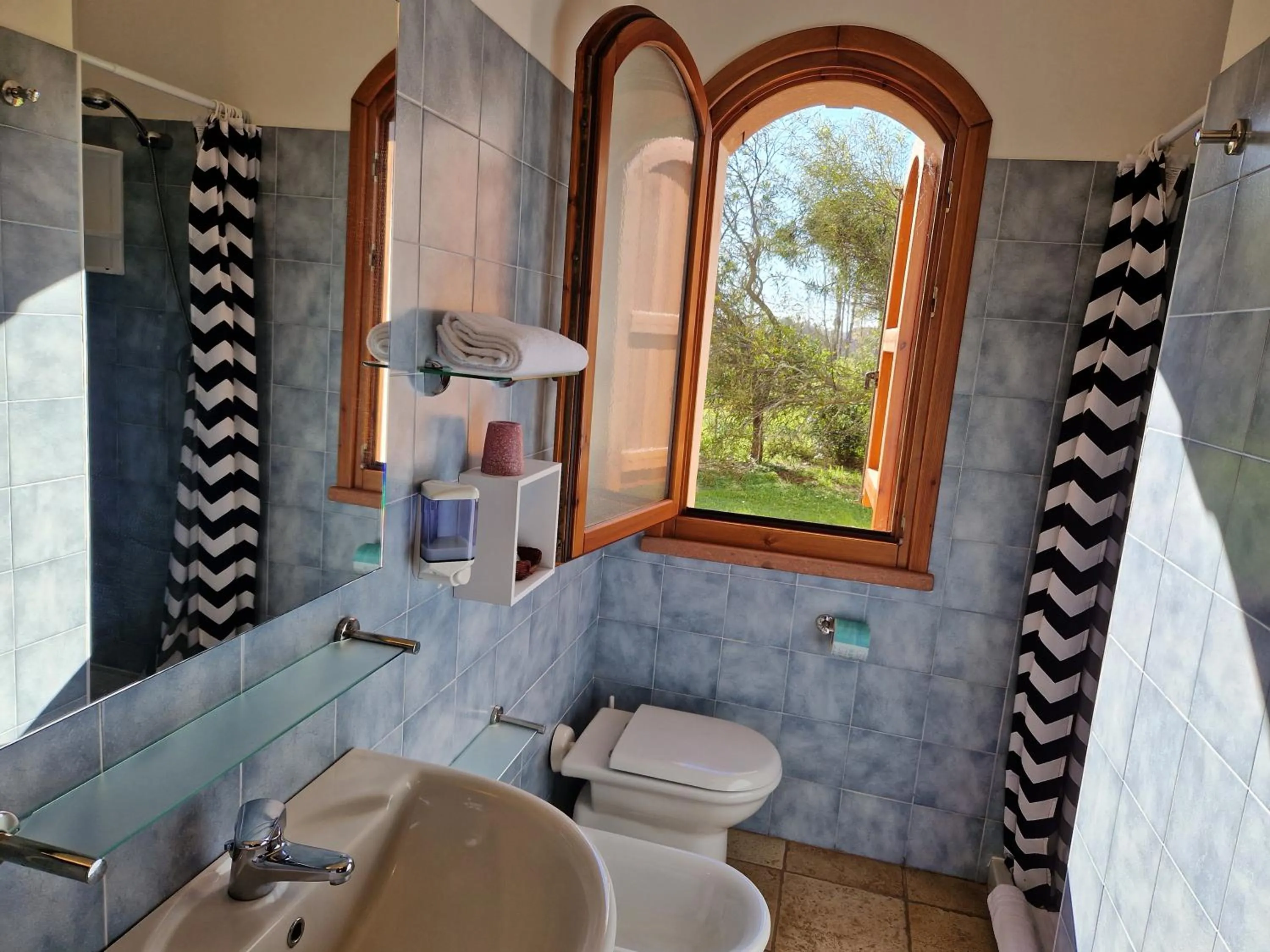 Bathroom in Hotel Perda Rubia