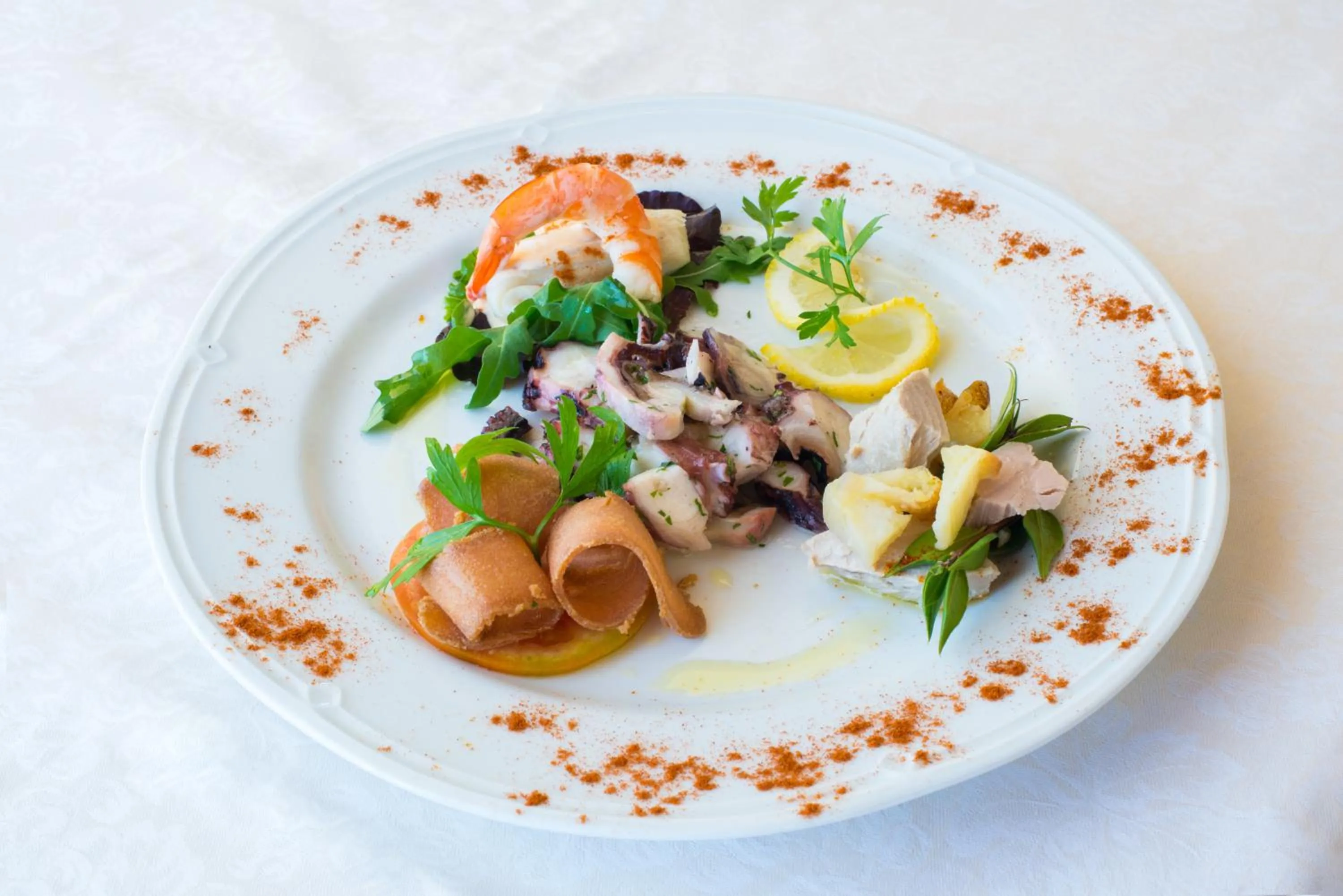 Restaurant/places to eat in Hotel Perda Rubia