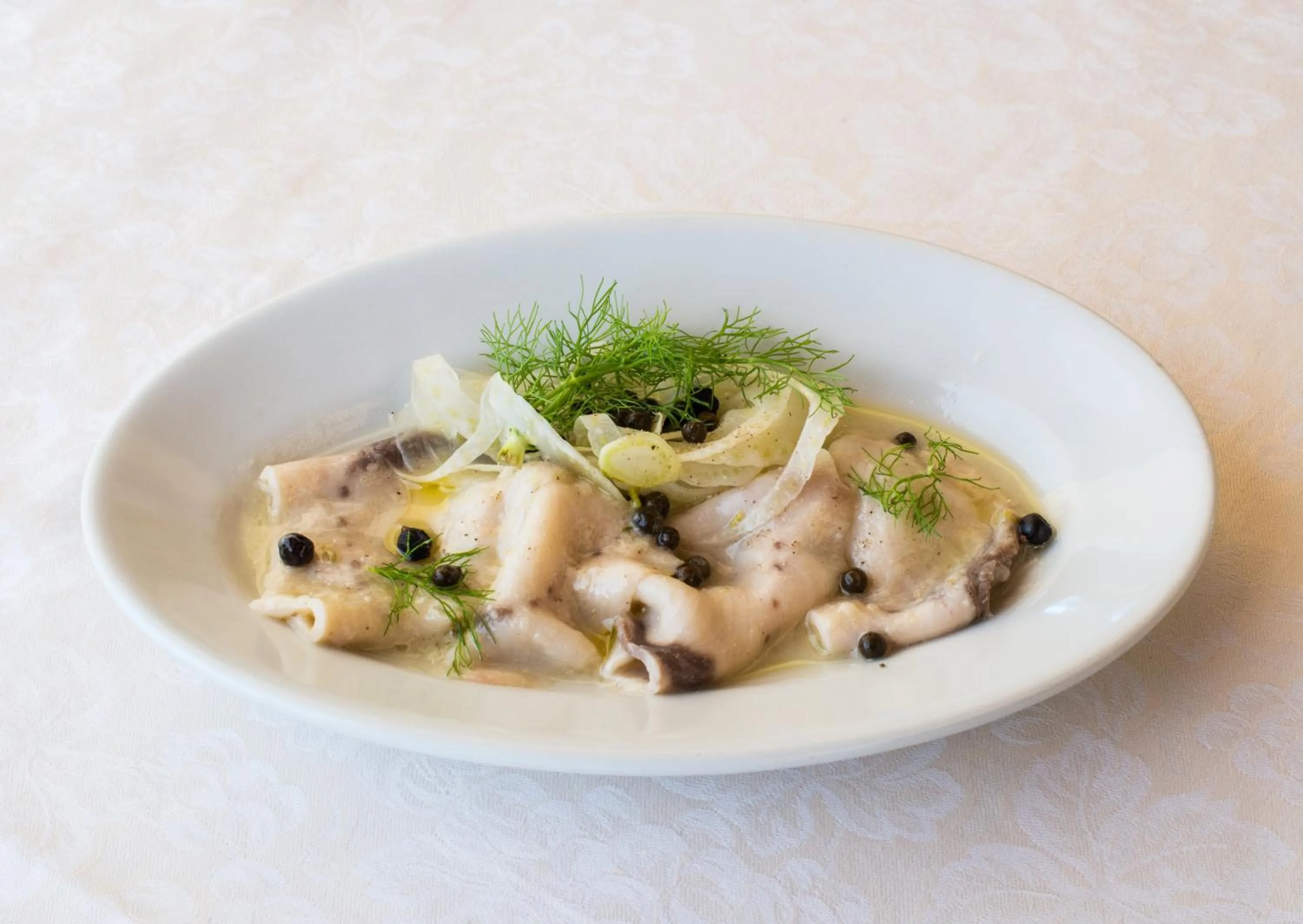 Restaurant/places to eat in Hotel Perda Rubia