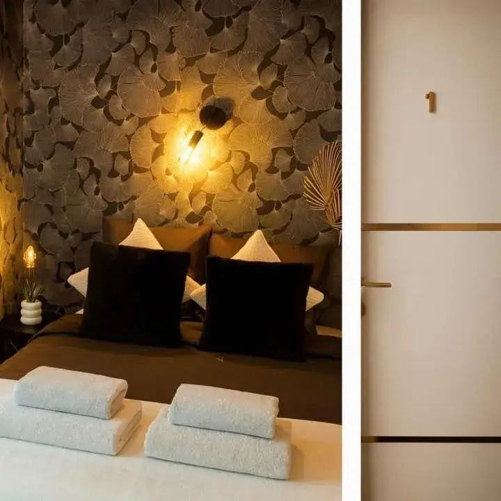 Double Room with Private Bathroom in Les Epinettes chambres d'hôtes Double Room with Private Bathroom in Les Epinettes chambres d'hôtes