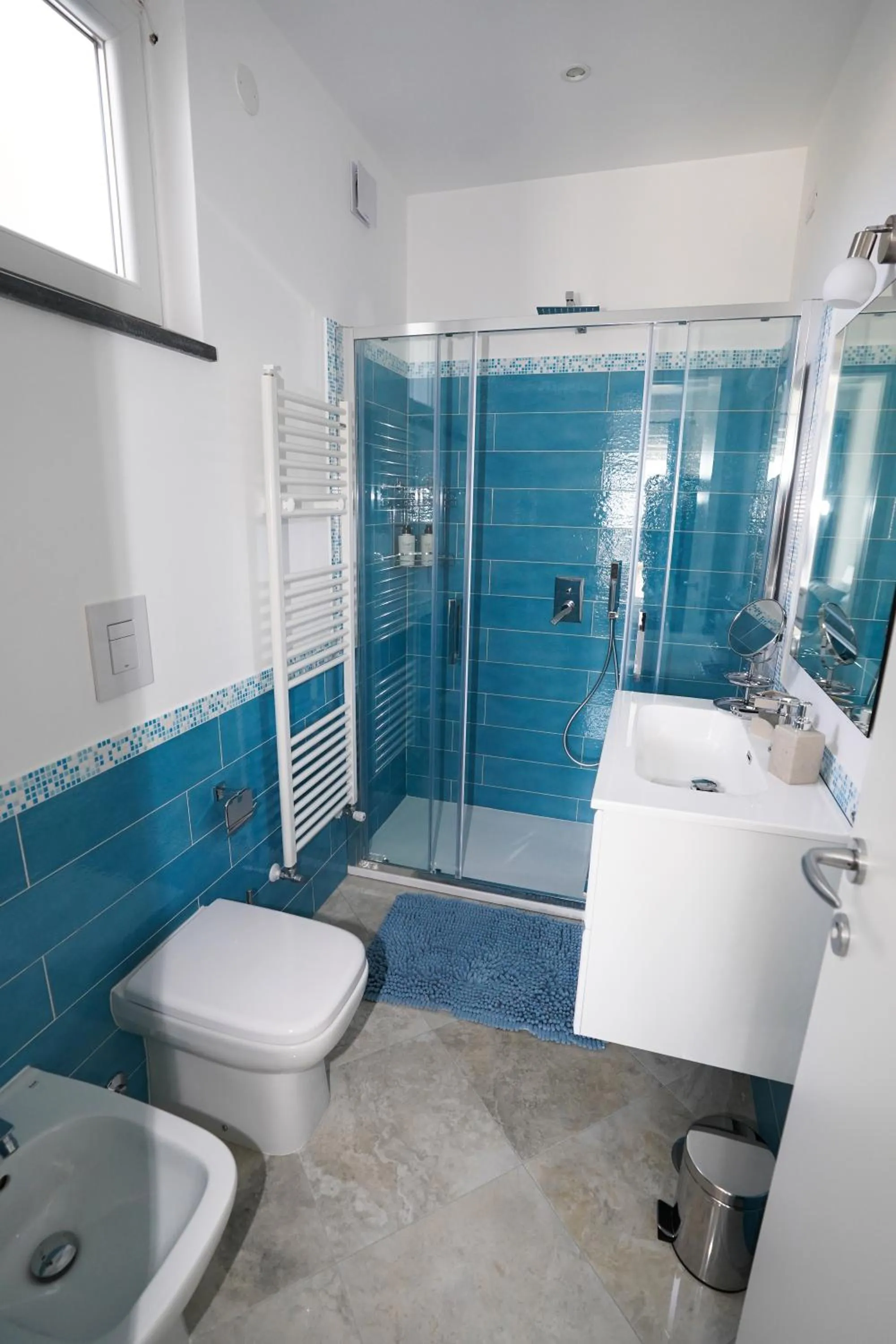 Shower in Casa Astra