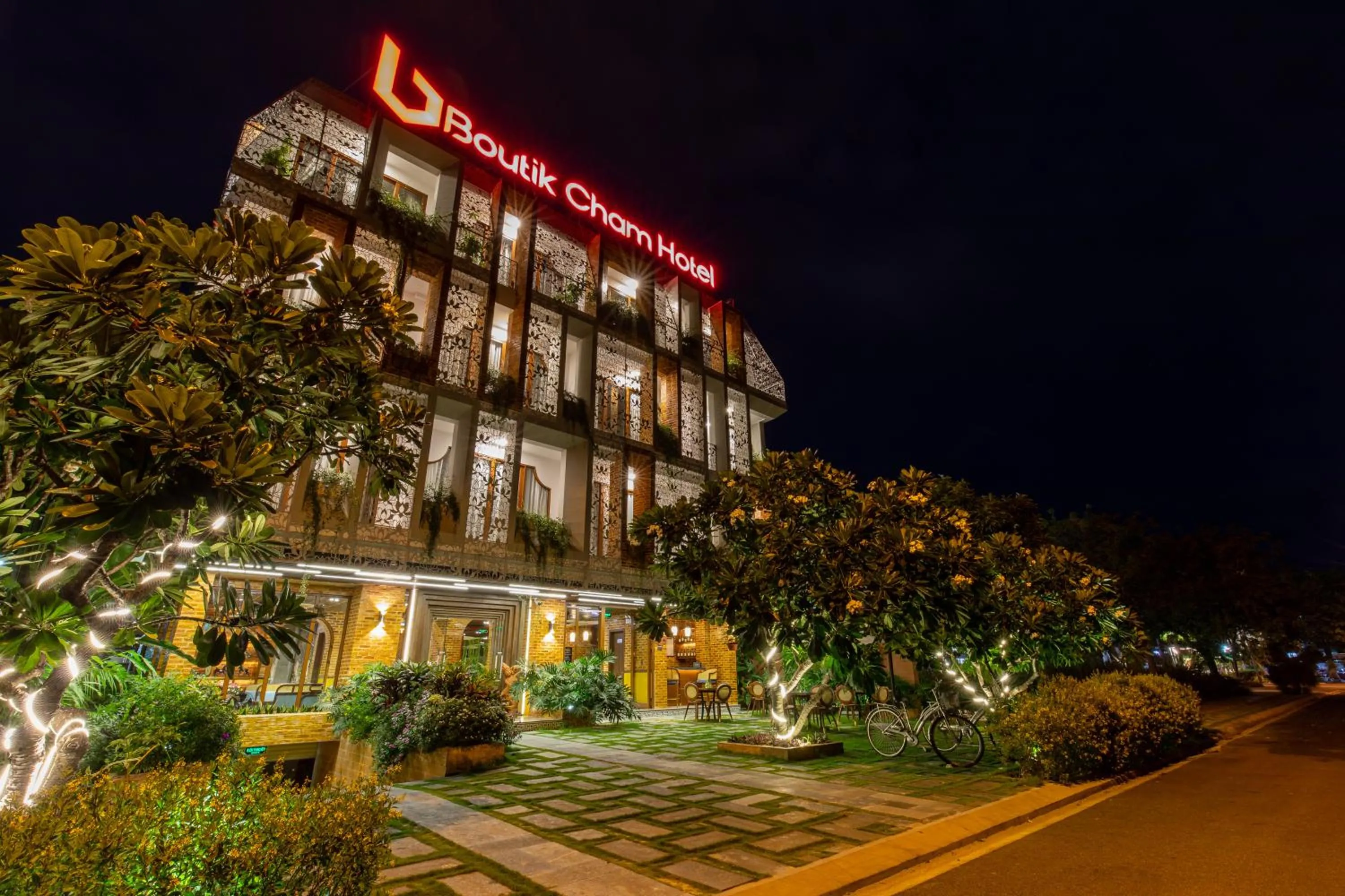 Property building in Boutik Cham NhaTrang Hotel