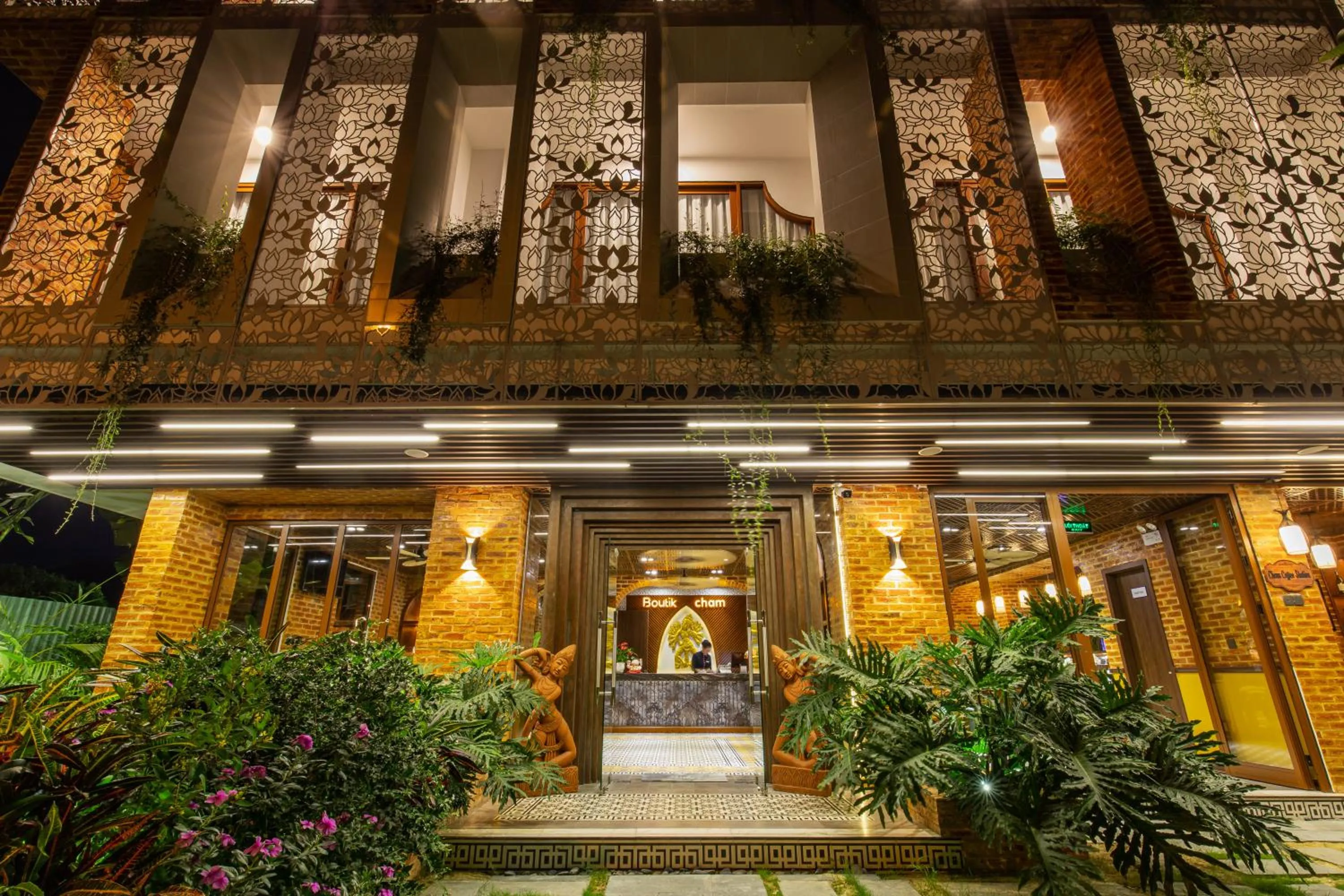 Facade/entrance in Boutik Cham NhaTrang Hotel