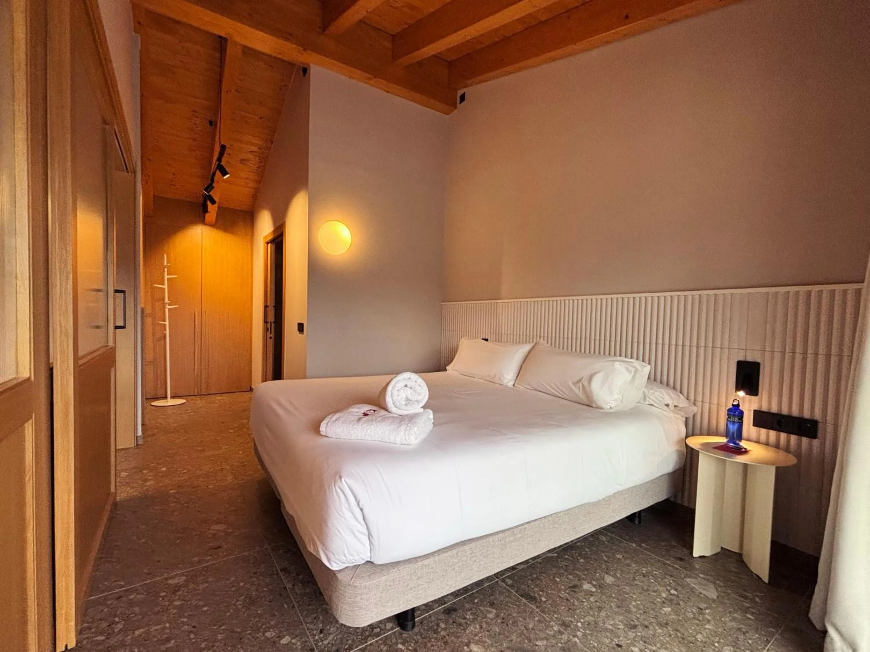 Bed in CIM HOTEL BOUTIQUE