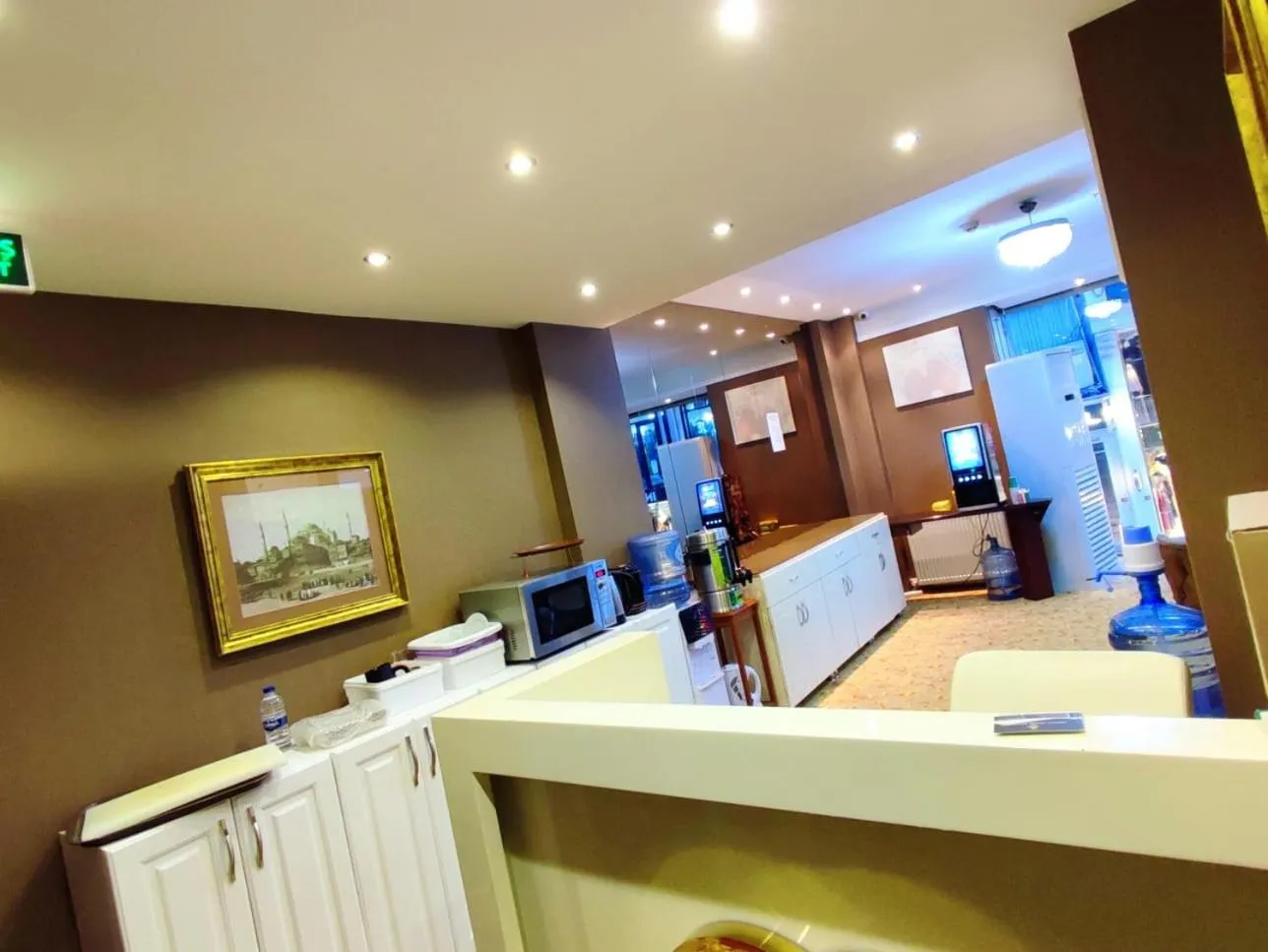 Lobby or reception in HOTEL EURO DIAMOND