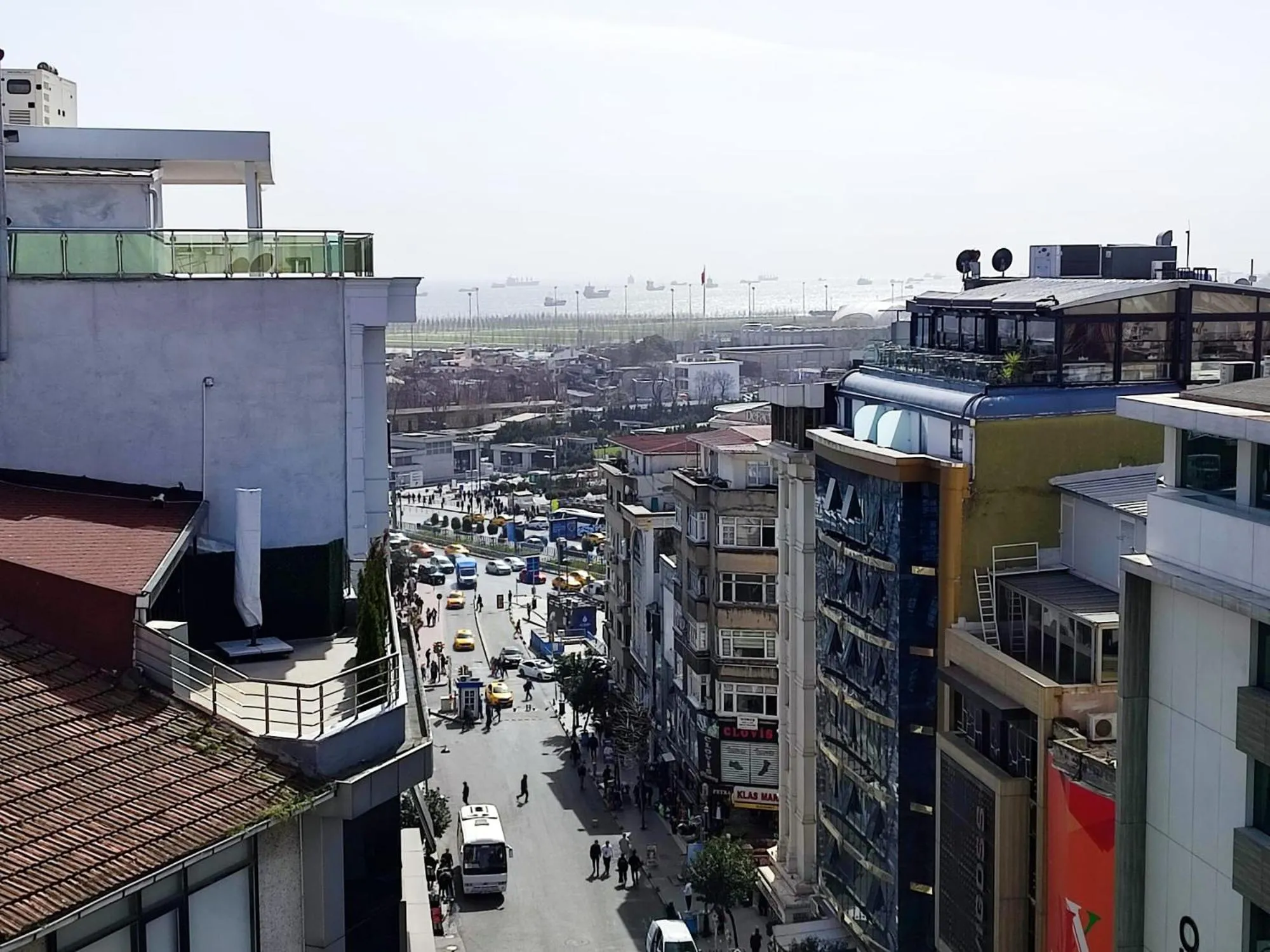 Day in HOTEL EURO DIAMOND