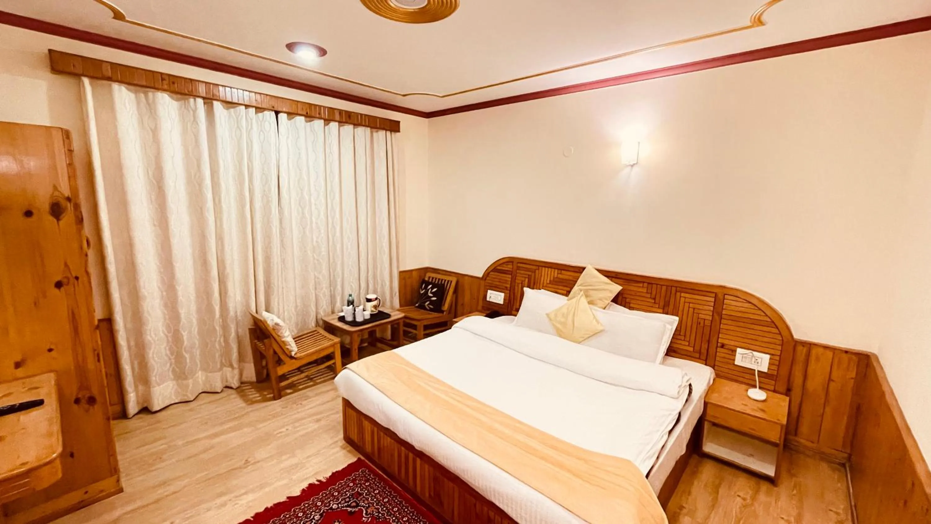 Bedroom, Bed in Himalayan adventure Cottages & Budget Friendly BNB Manali