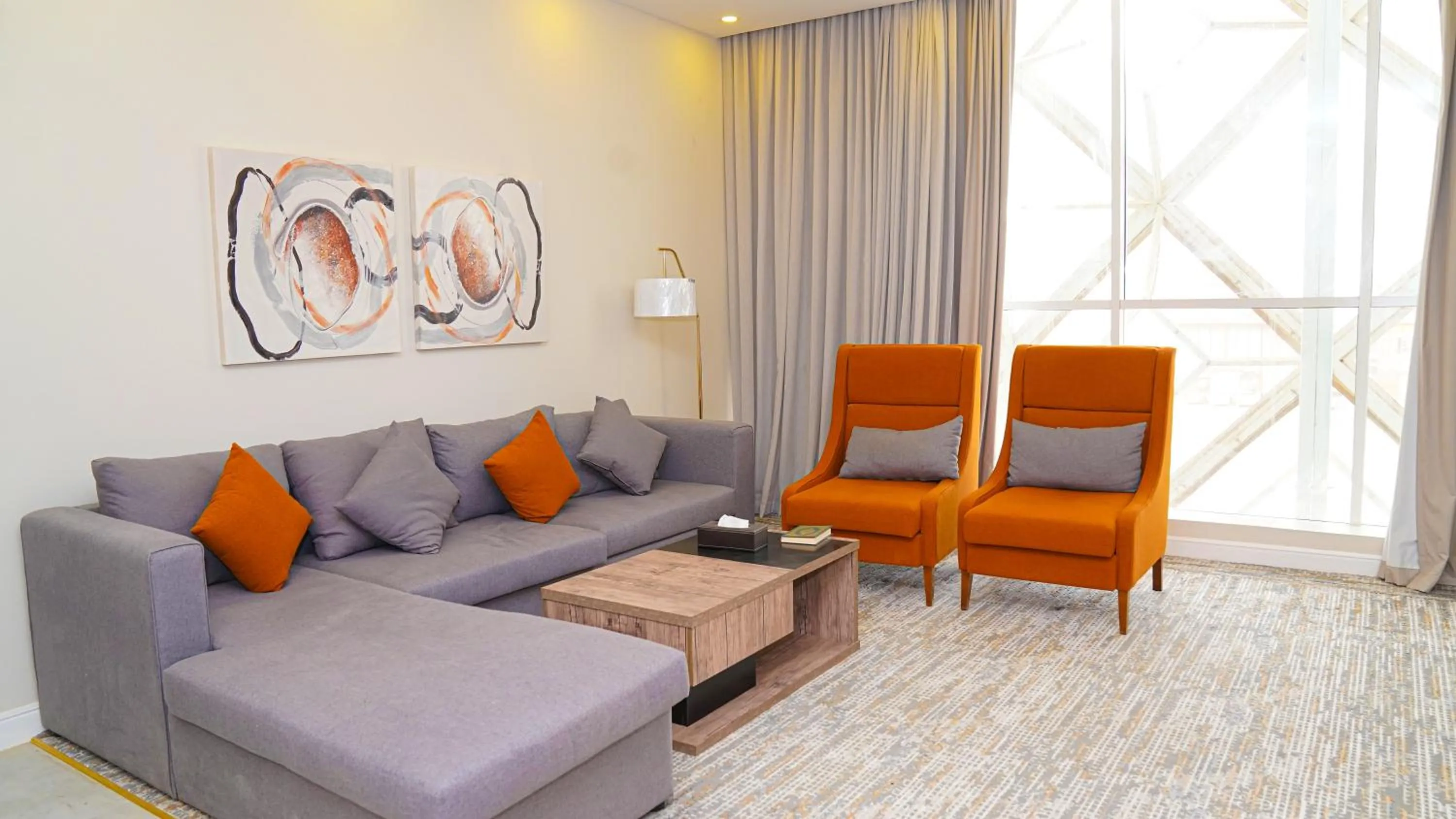 Clowzer Serviced Apartments