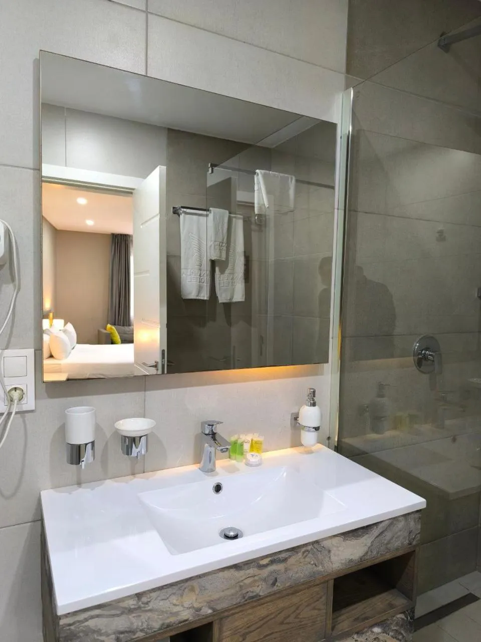 Bathroom in Polana Plaza Hotel