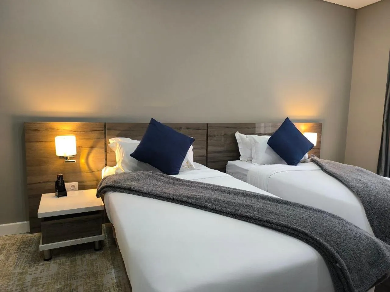 Bed in Polana Plaza Hotel