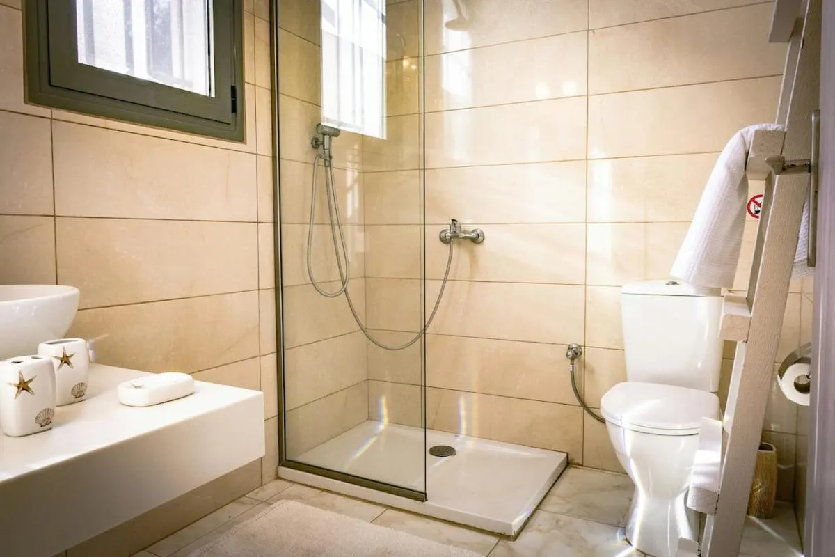 Nissi Collection Rooms