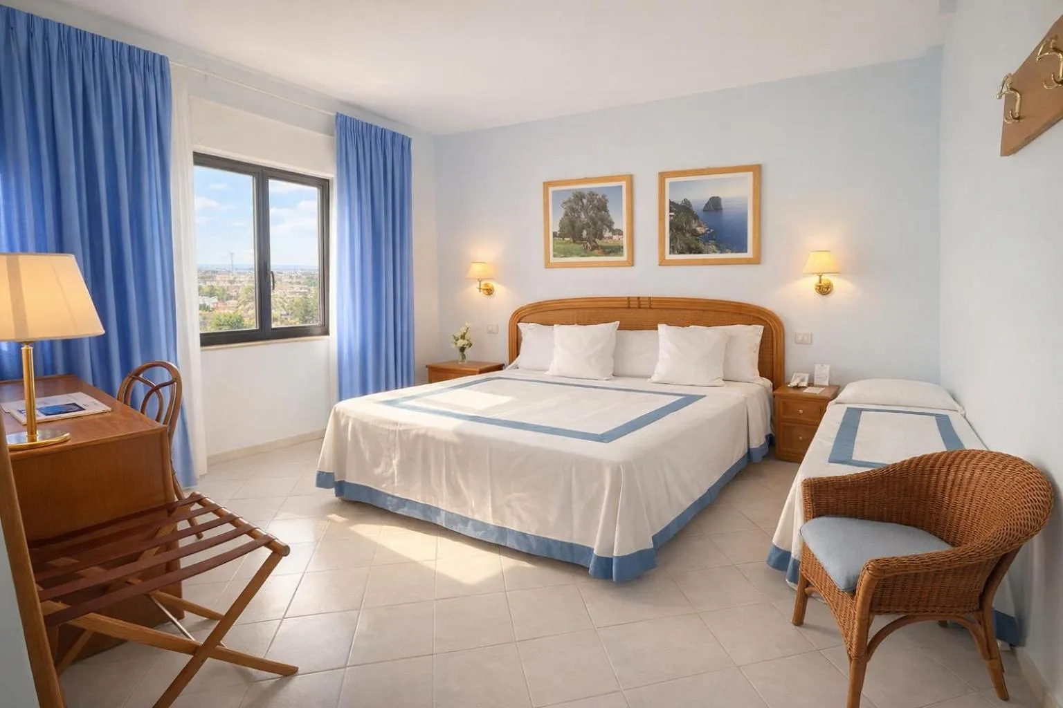 Bed in Hotel Del Levante