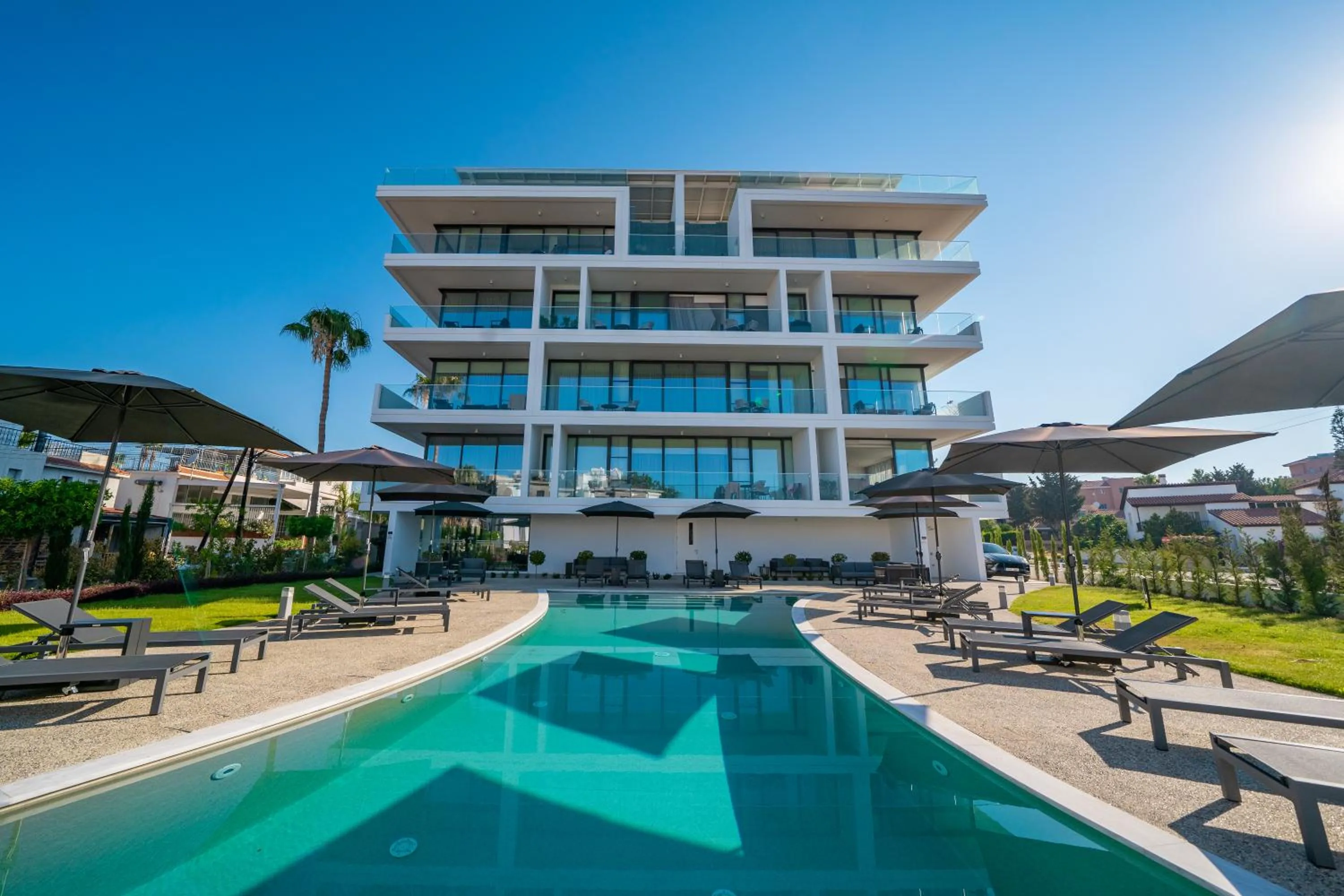 Property building in The Palmiers