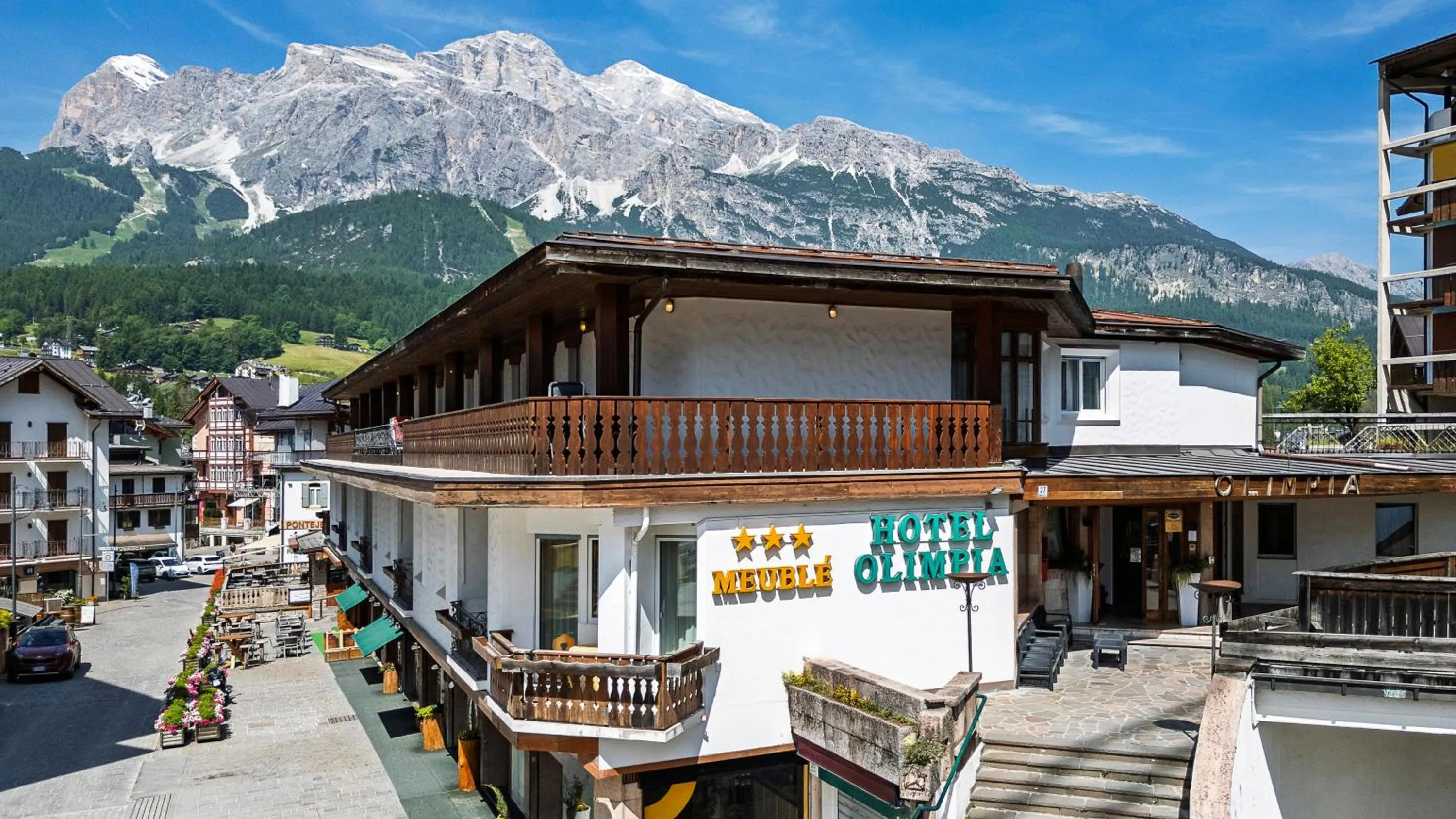 Property building in Hotel Olimpia