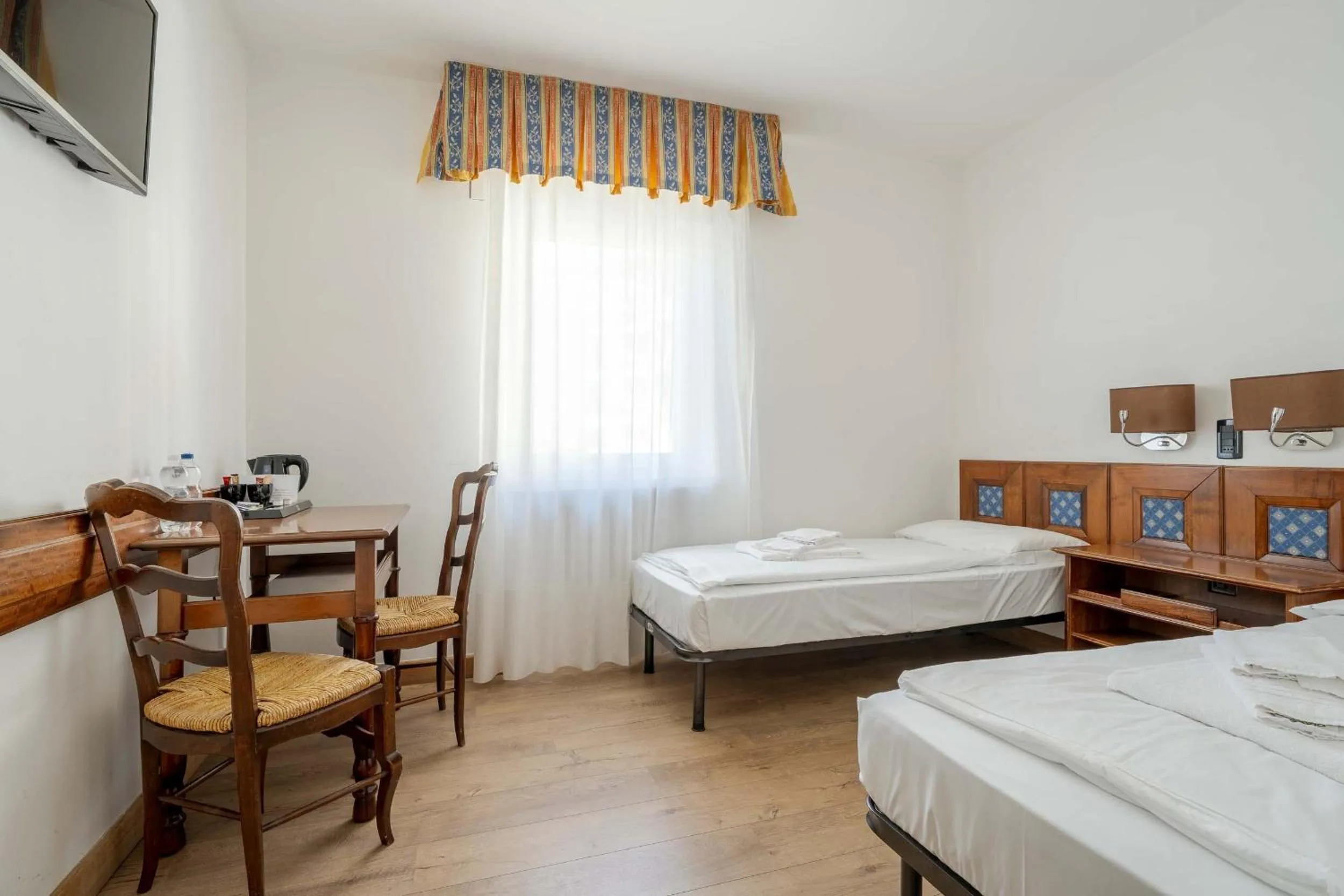 Bedroom, Bed in Hotel Olimpia