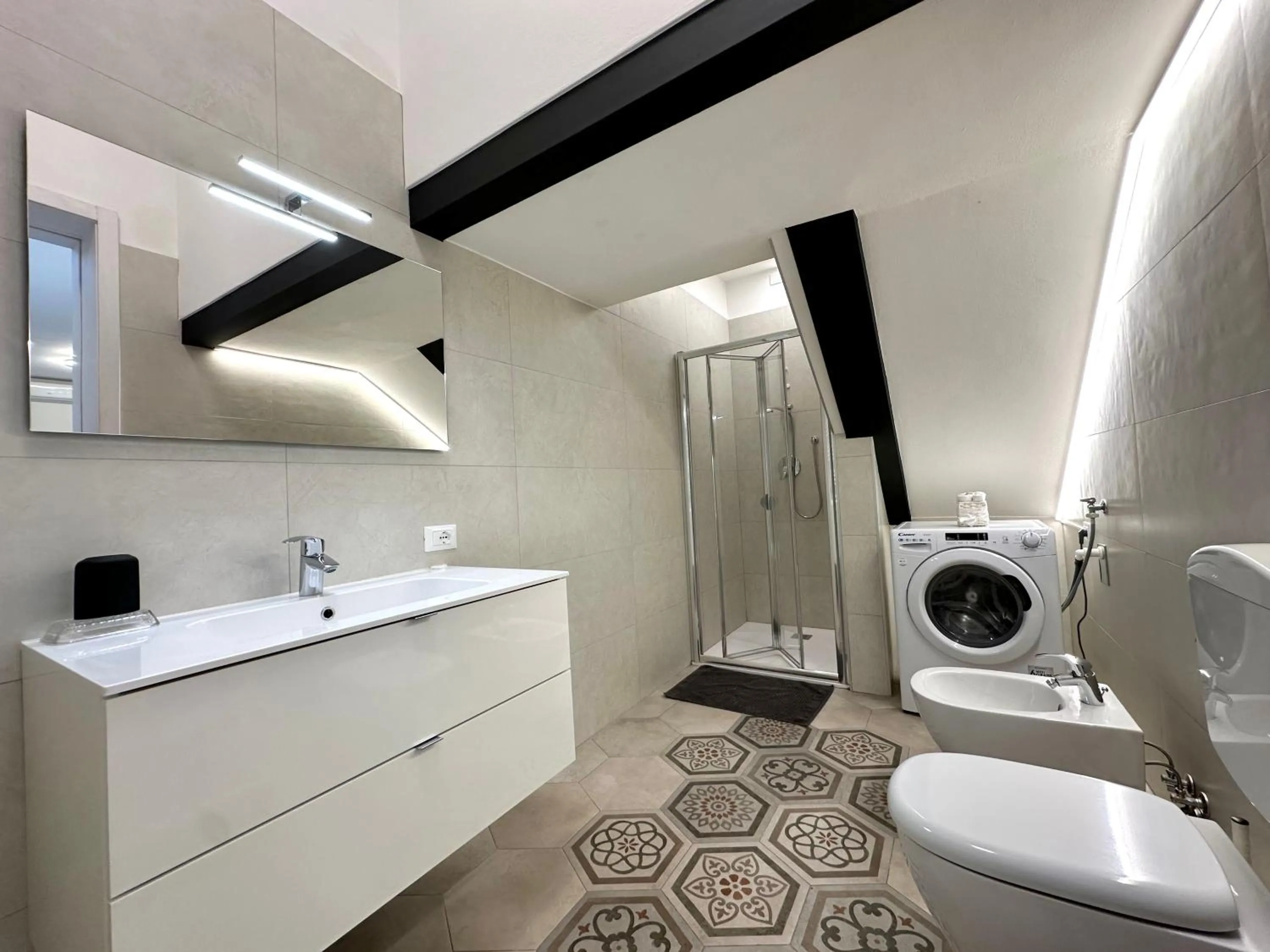 Shower in Ca' D'Agostino