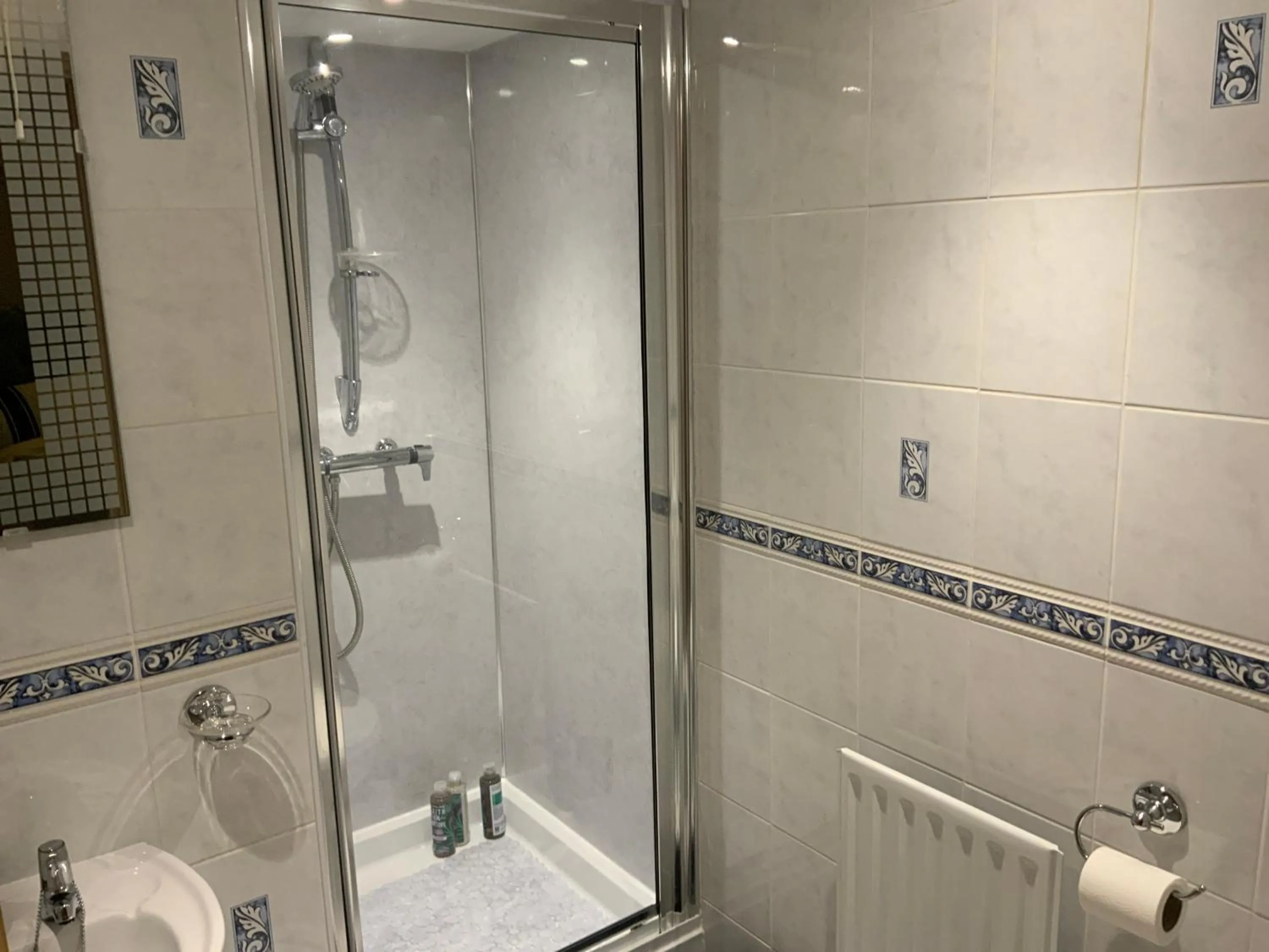 Bathroom in Bird In Bush Elsdon