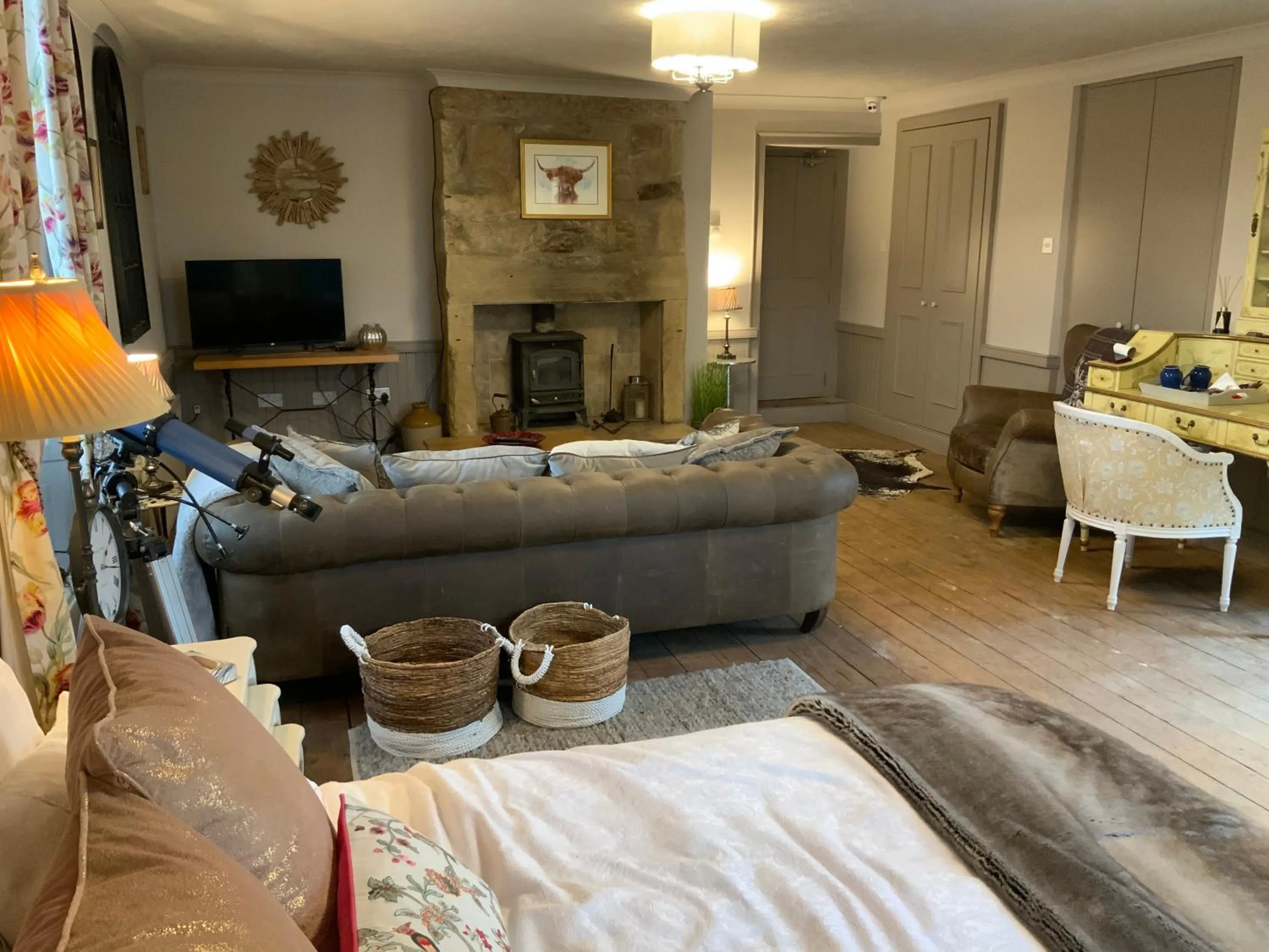 Property building in Bird In Bush Elsdon