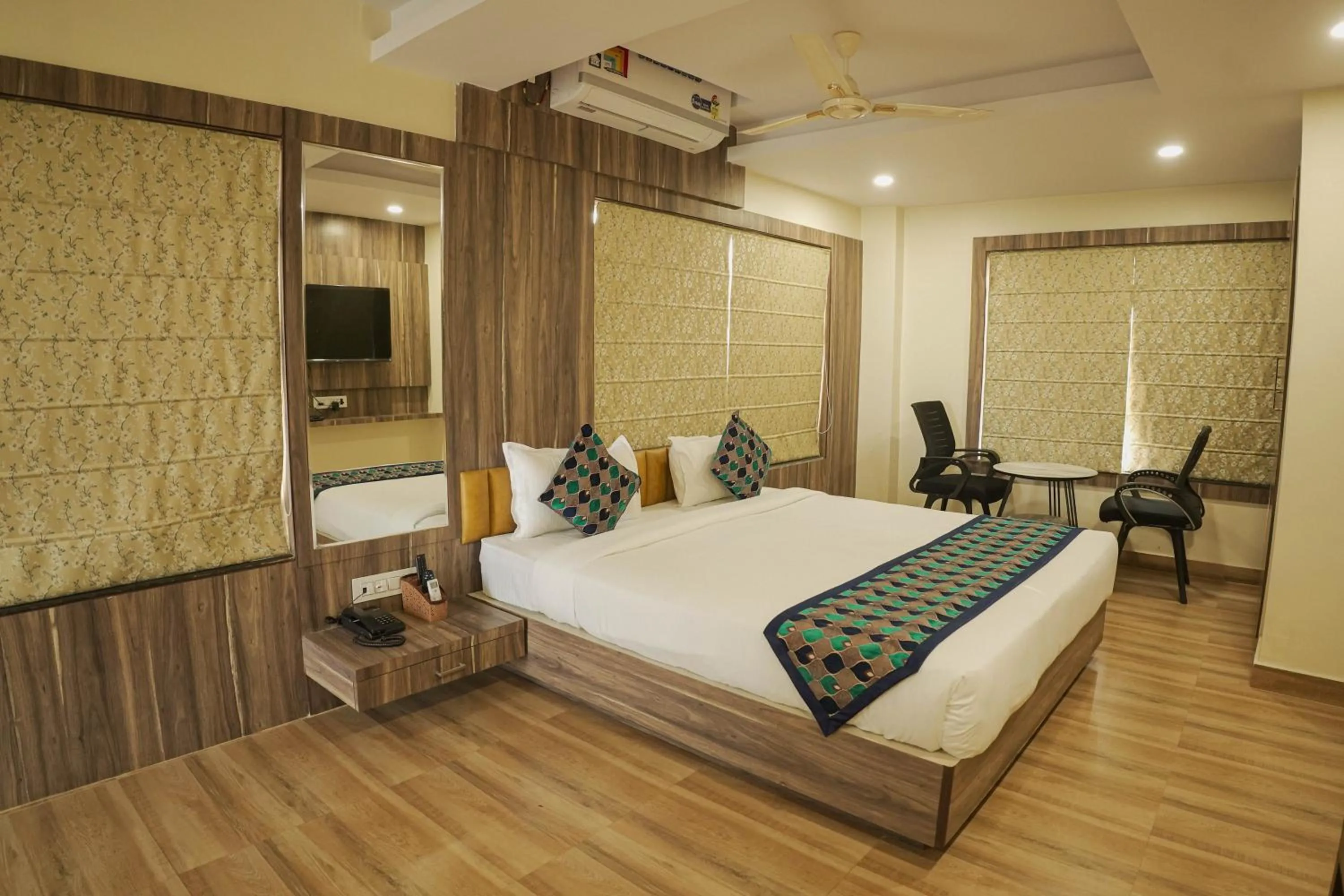 Bedroom, Bed in Hotel Grand Residency