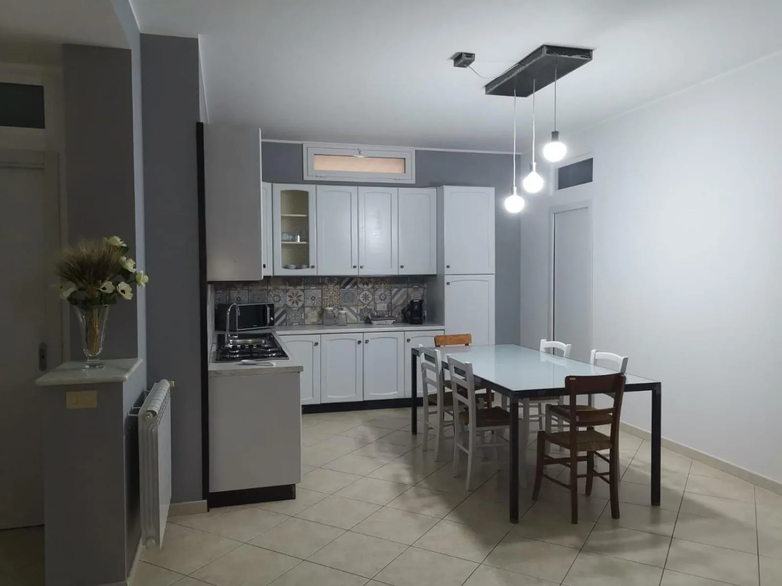 Communal kitchen in mamarita