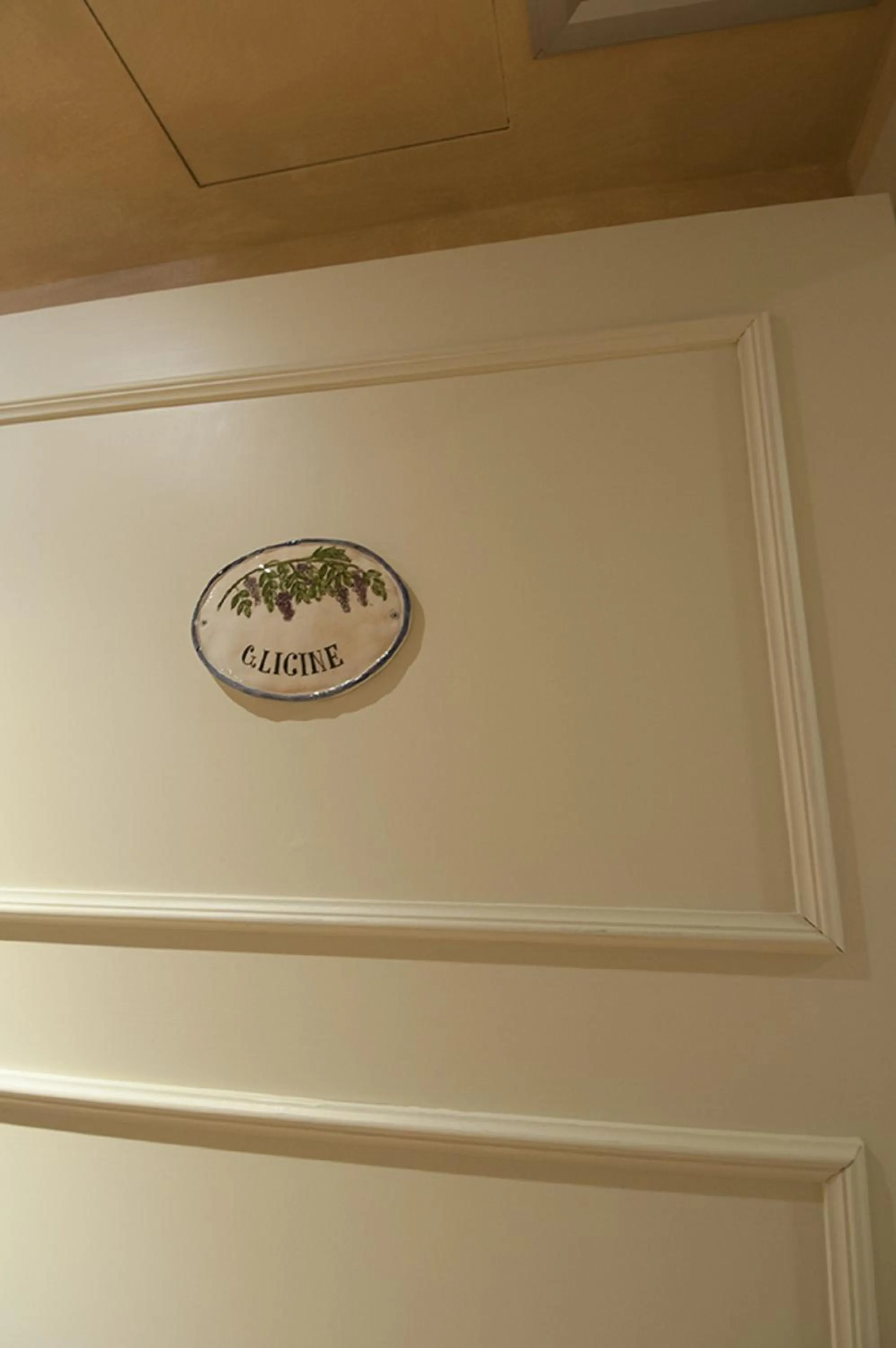 Decorative detail in Hotel Alla Corte degli Angeli