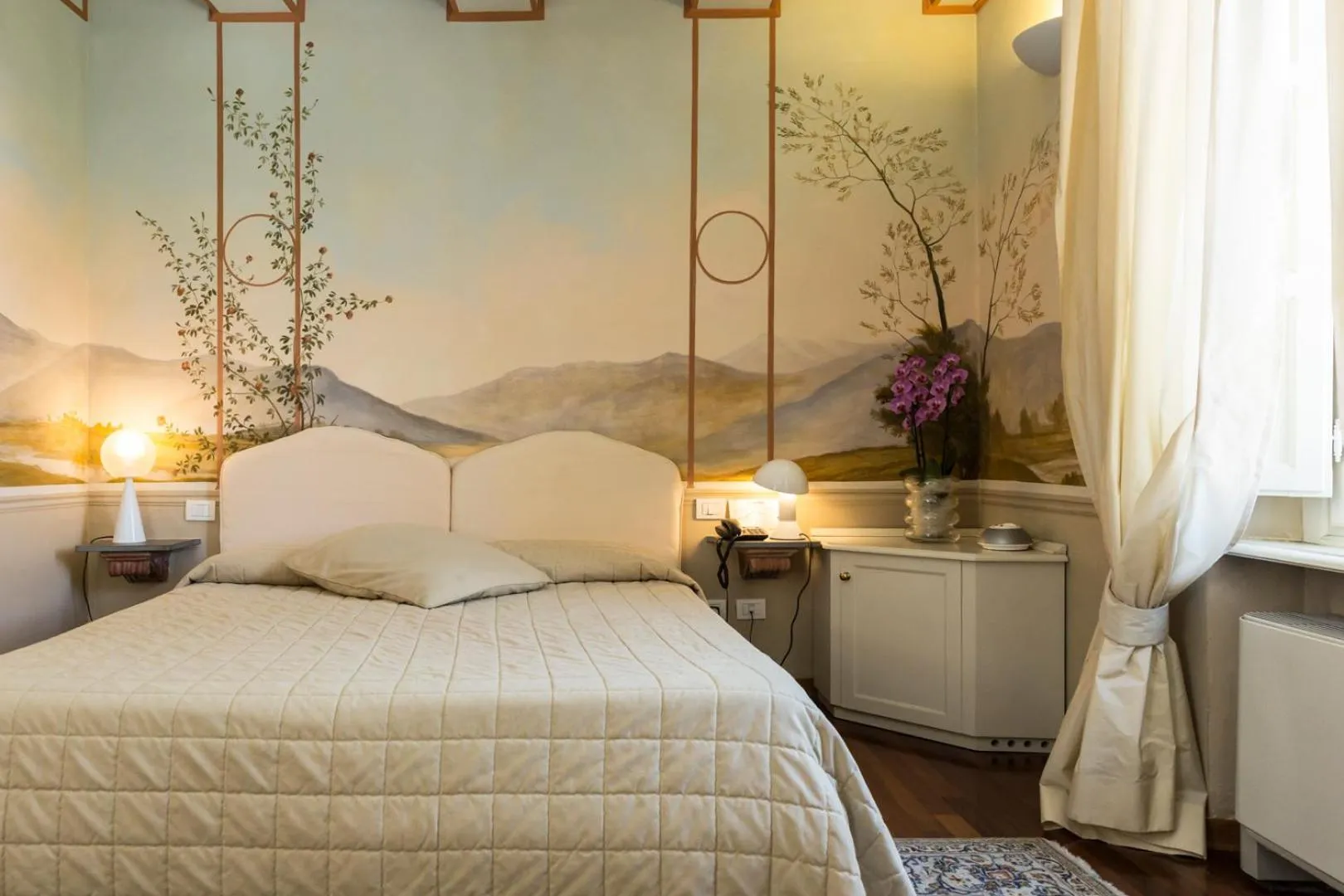 Photo of the whole room, Bed in Hotel Alla Corte degli Angeli