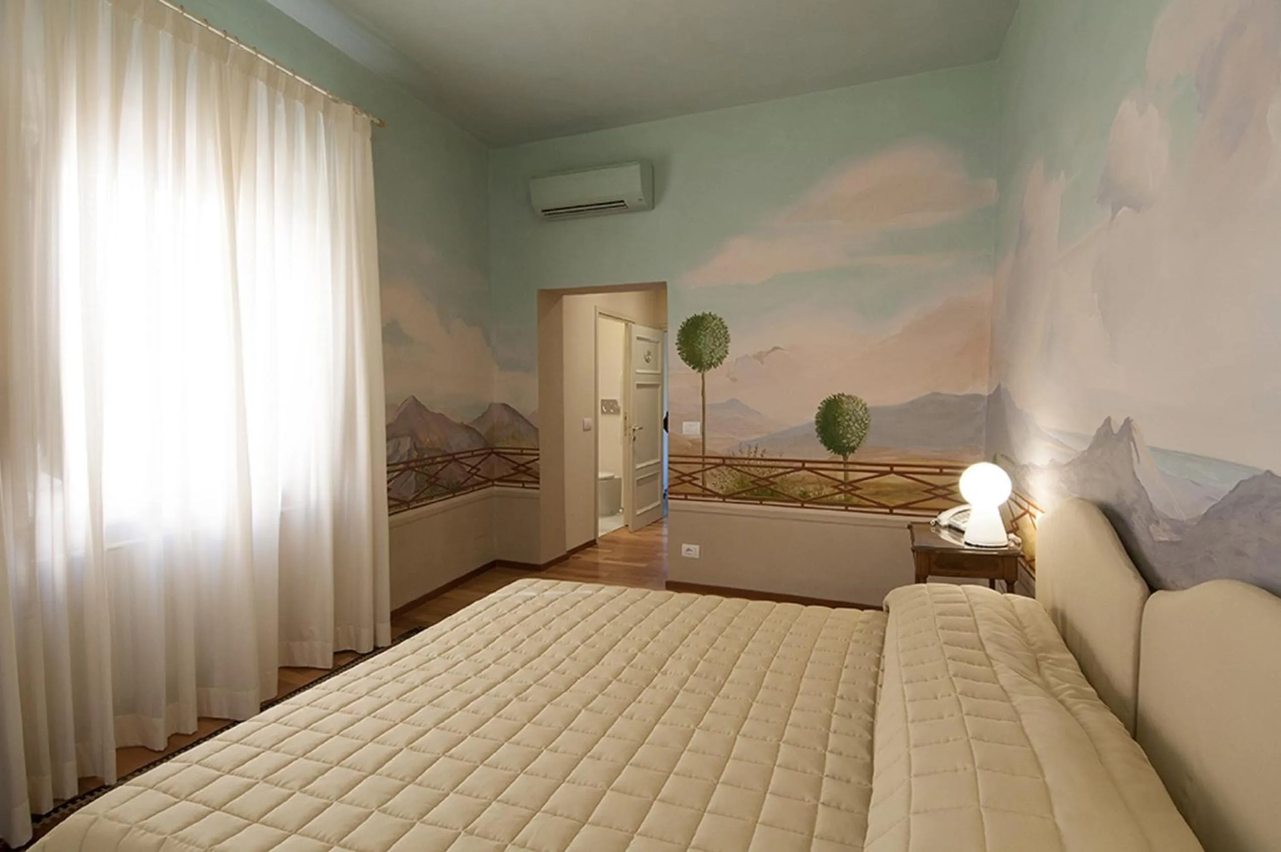 Bedroom, Bed in Hotel Alla Corte degli Angeli