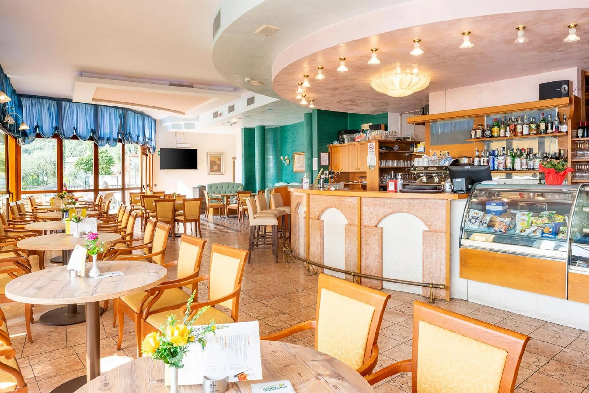 Lounge or bar in Centro Vacanze La Limonaia