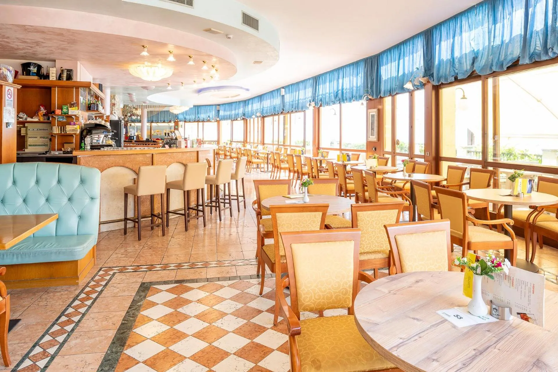 Lounge or bar in Centro Vacanze La Limonaia