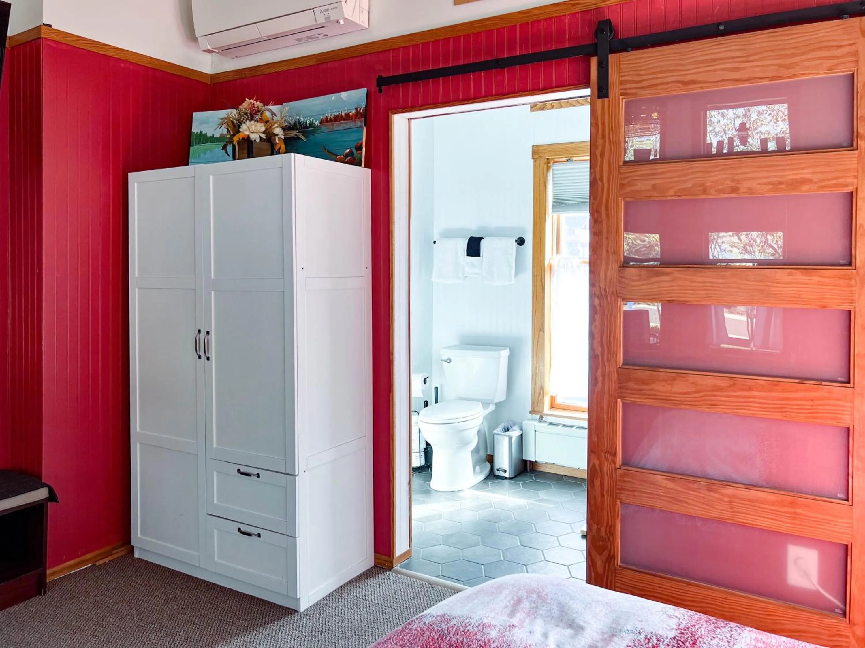 Toilet in Endion Inn